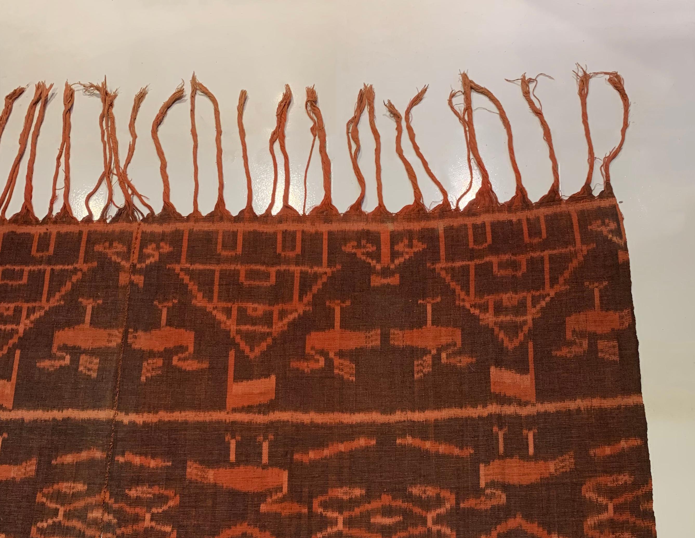 Ikat-Textil von Flores-Insel, Indonesien  (Handgewebt) im Angebot