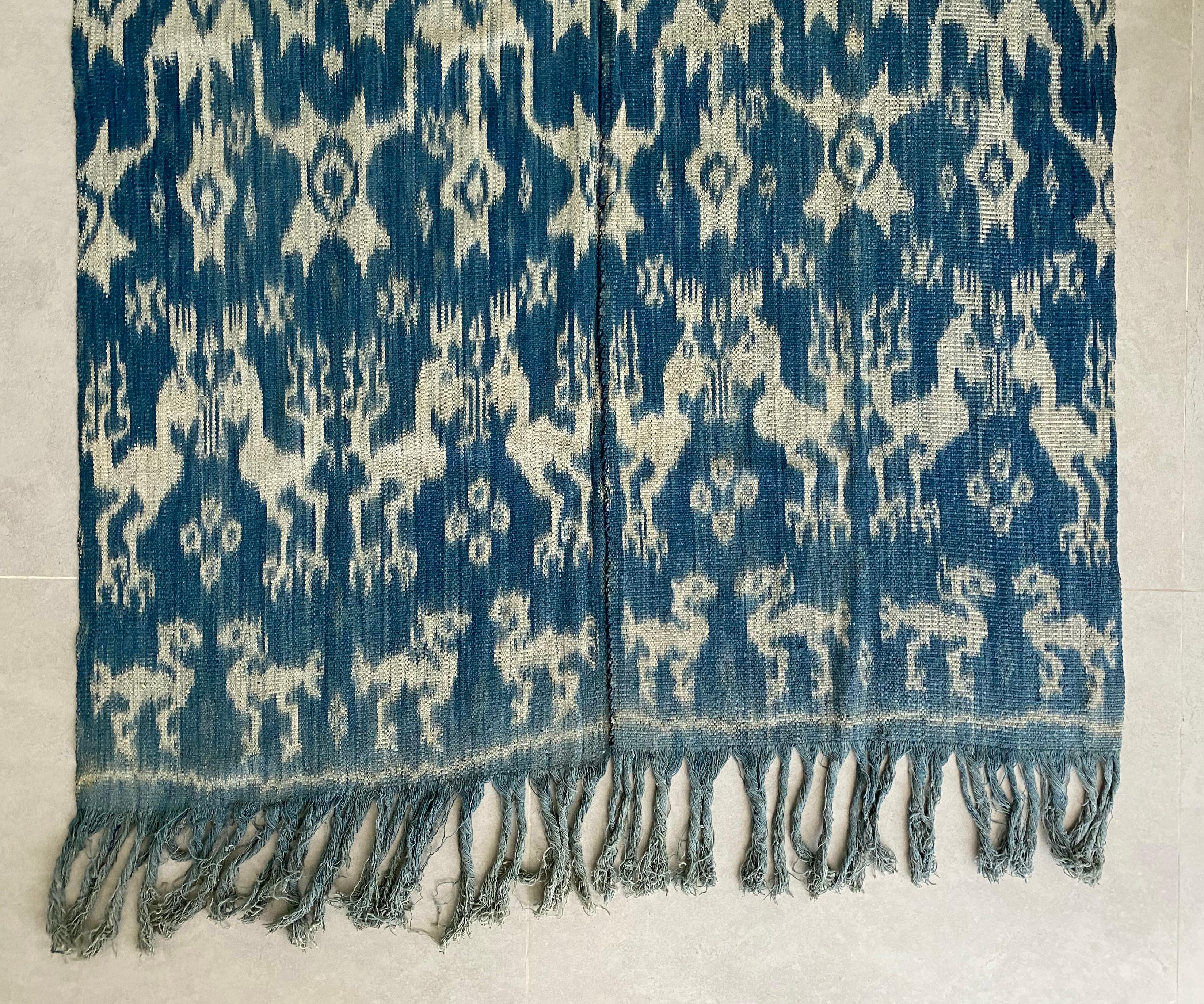 Ikat-Textil von der Sumba-Insel, Indonesien (Indonesisch) im Angebot