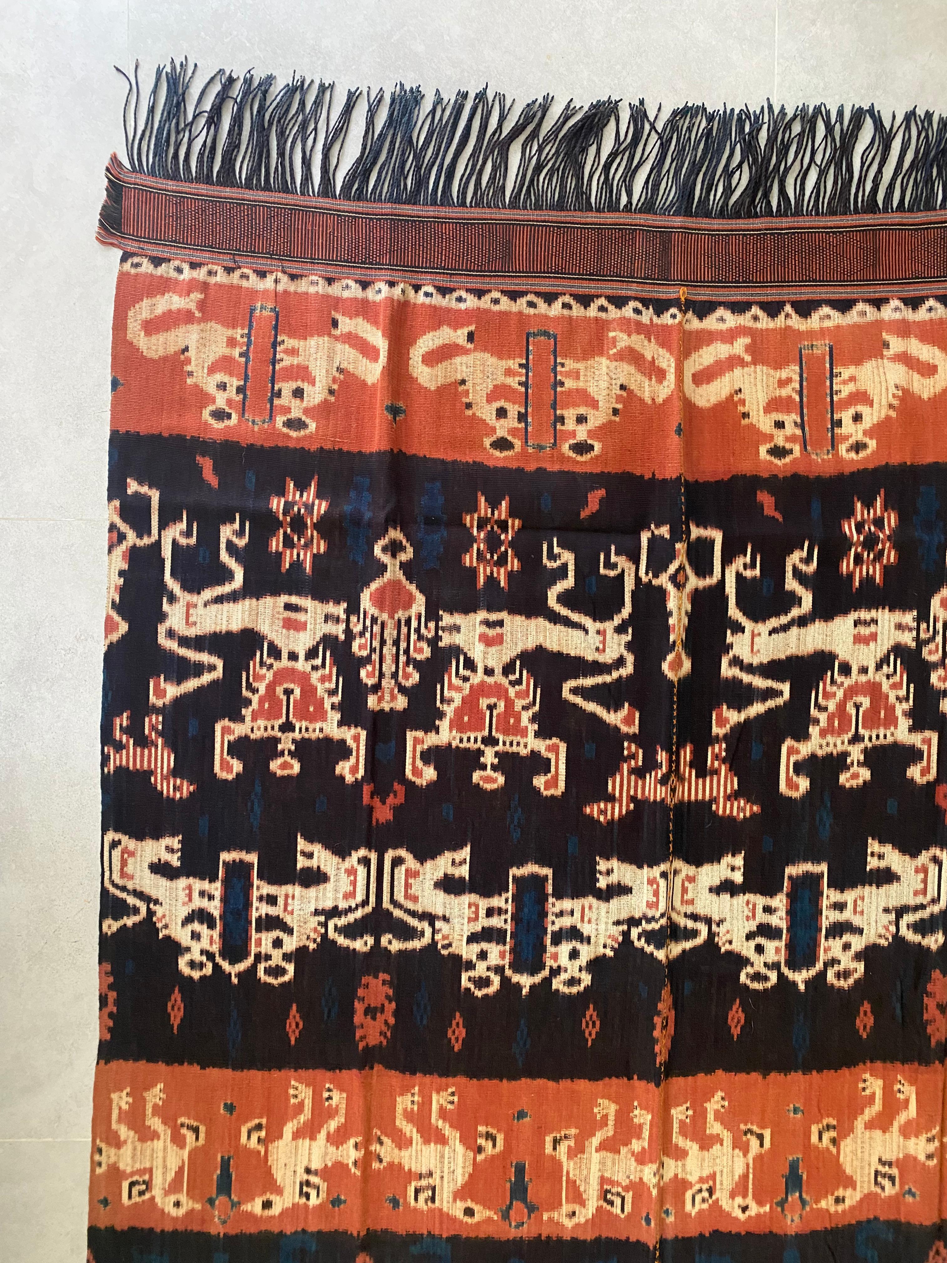 Ikat Textile from Sumba Island, Indonesia In Good Condition For Sale In Jimbaran, Bali