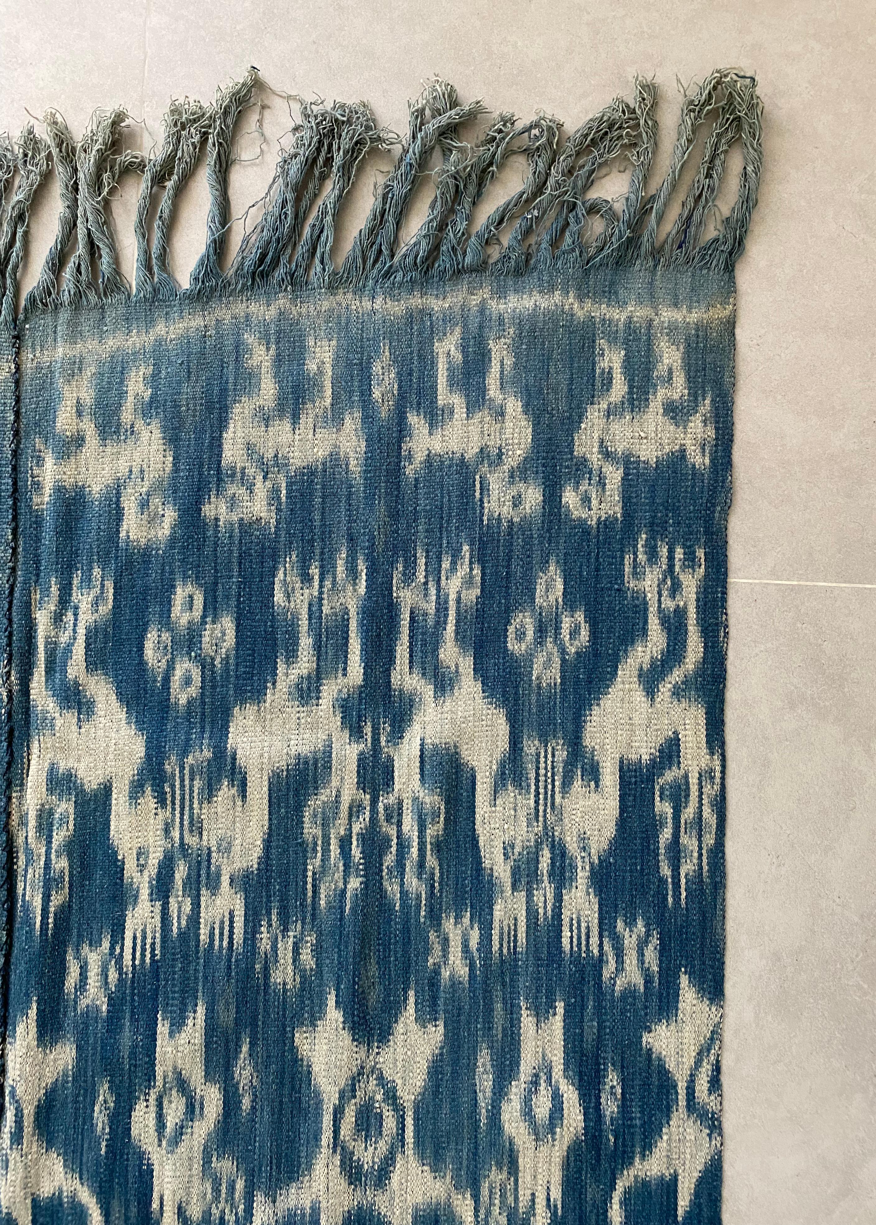 Ikat-Textil von der Sumba-Insel, Indonesien im Angebot 1