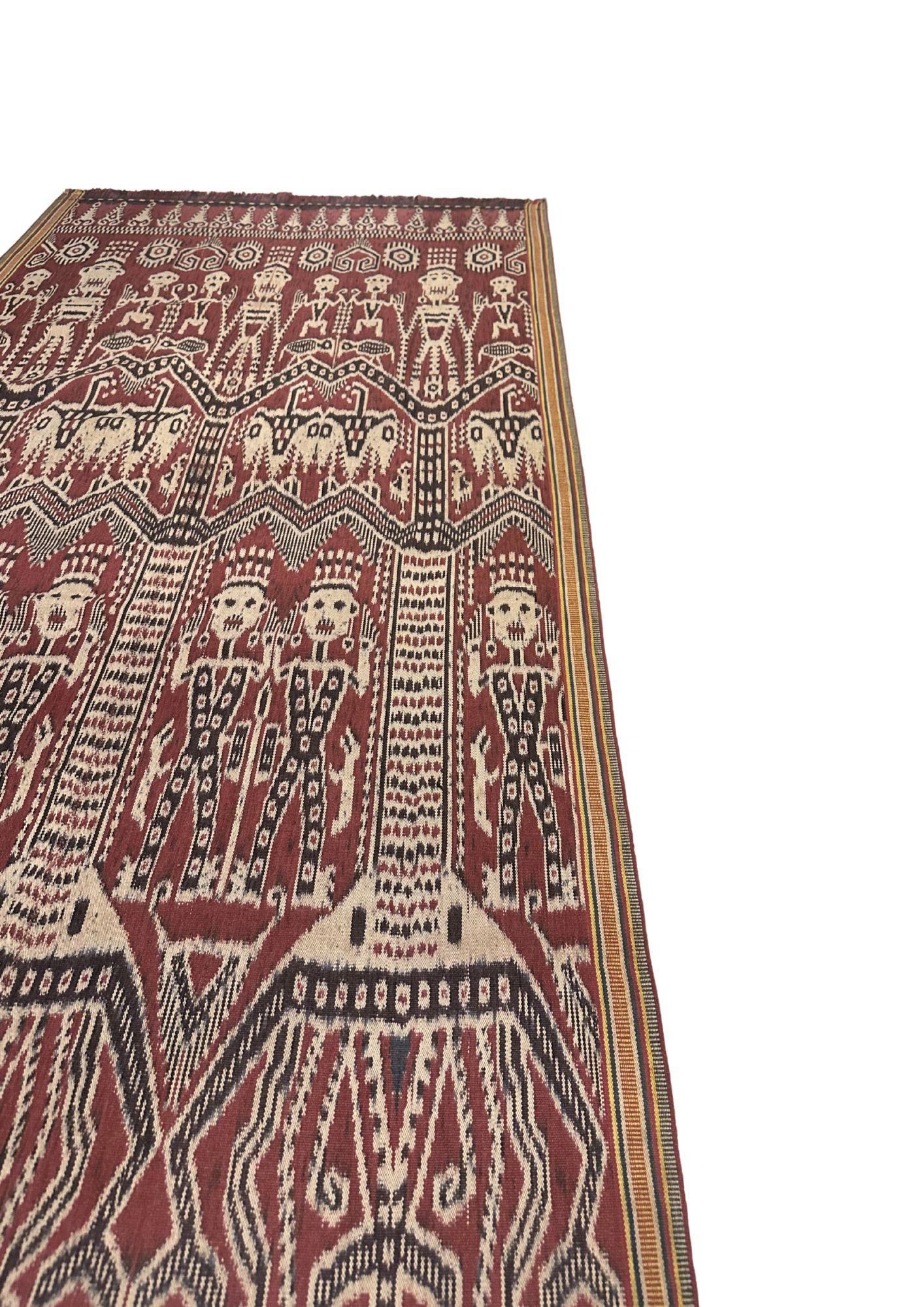 Ikat Textil de la Isla de Sumba Impresionantes Motivos Tribales, Indonesia Tejido a mano en venta
