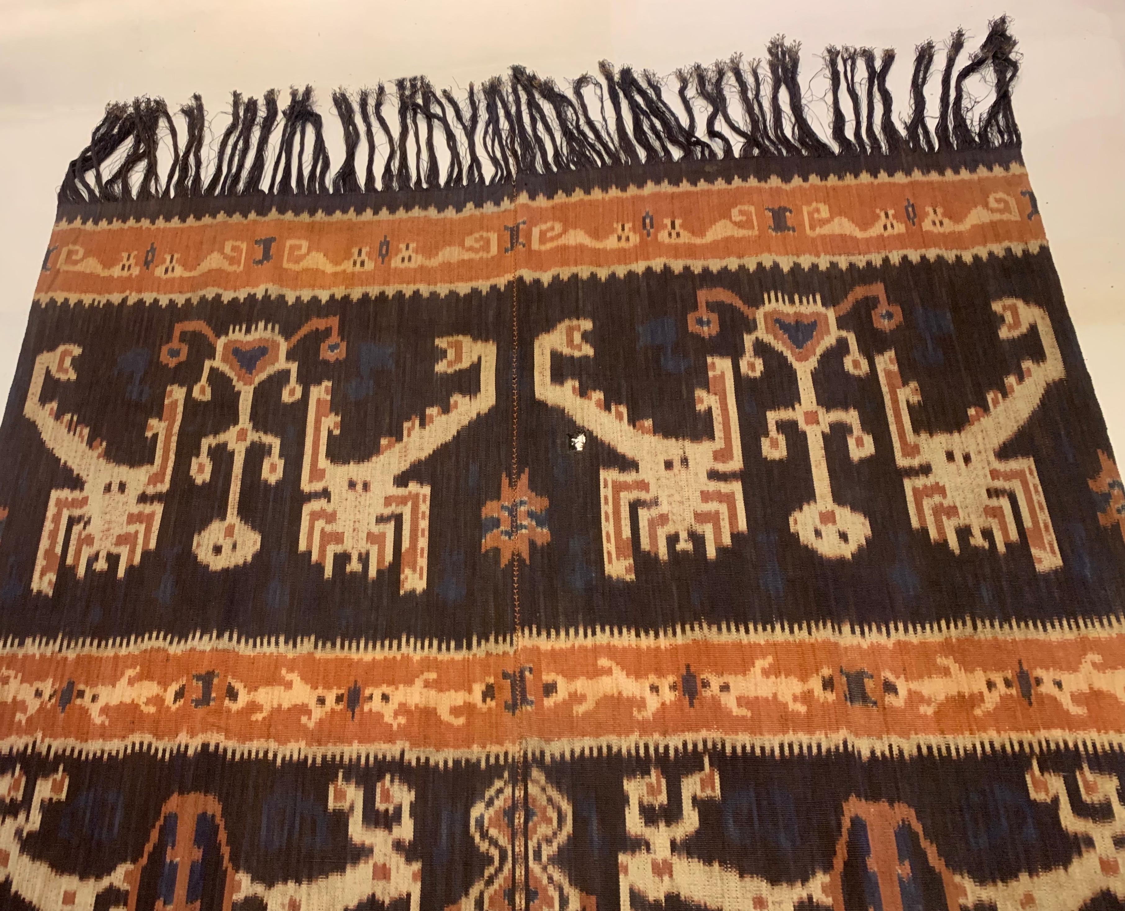 Ikat Textile from Sumba Island Stunning Tribal Motifs, Indonesia  In Good Condition For Sale In Jimbaran, Bali
