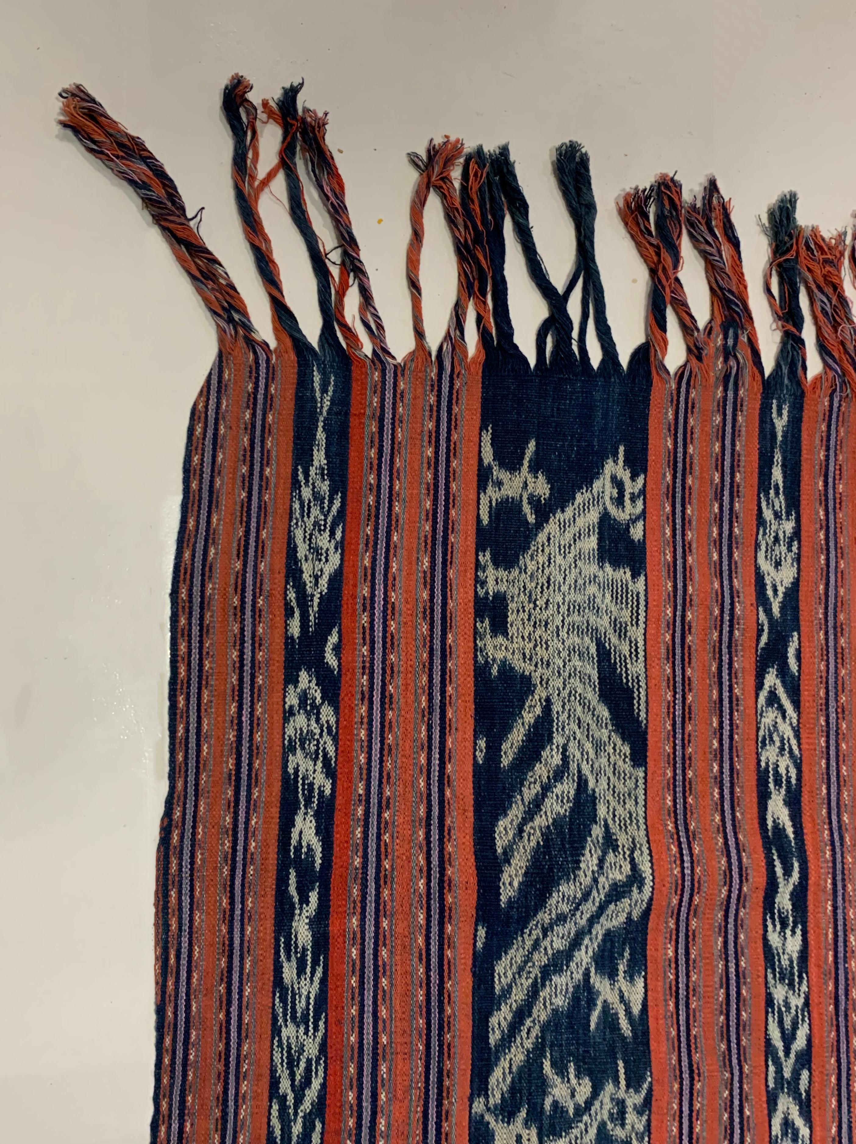 Ikat Textile from Timor Stunning Tribal Motifs & Colors, Indonesia, c. 1950 In Good Condition For Sale In Jimbaran, Bali