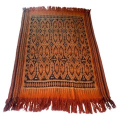 Ikat-Textil vom Toraja Tribe aus Sulawesi mit atemberaubenden Stammesmotiven, ca. 1950