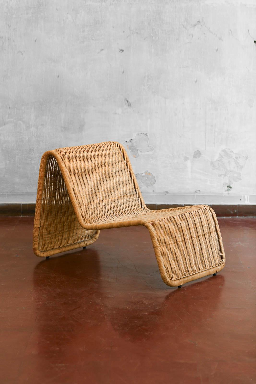 Sedia da salotto in rattan modello Ikea Hestra, 1982. Ispirato da Tito Agnoli Design per Bonacina
Dettagli del prodotto
Sedia con struttura sospesa in ferro, rivestita in vimini.
La sedia lounge Hestra di Ikea, uscita nel 1982, è un pezzo