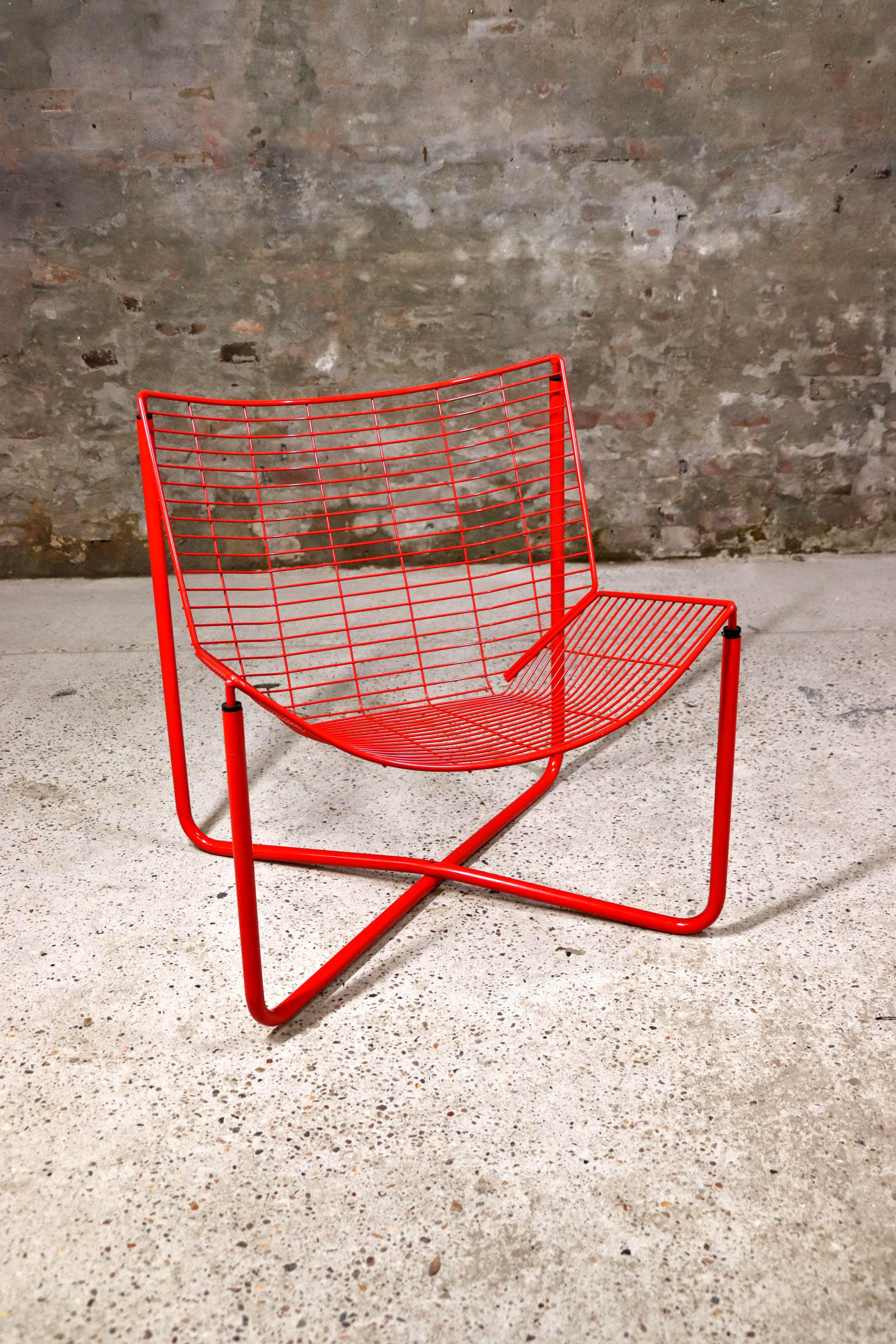 IKEA - Jarpen - Sillas y mesa de salón rojas - Niels Gammelgaard - 1983 en venta 5
