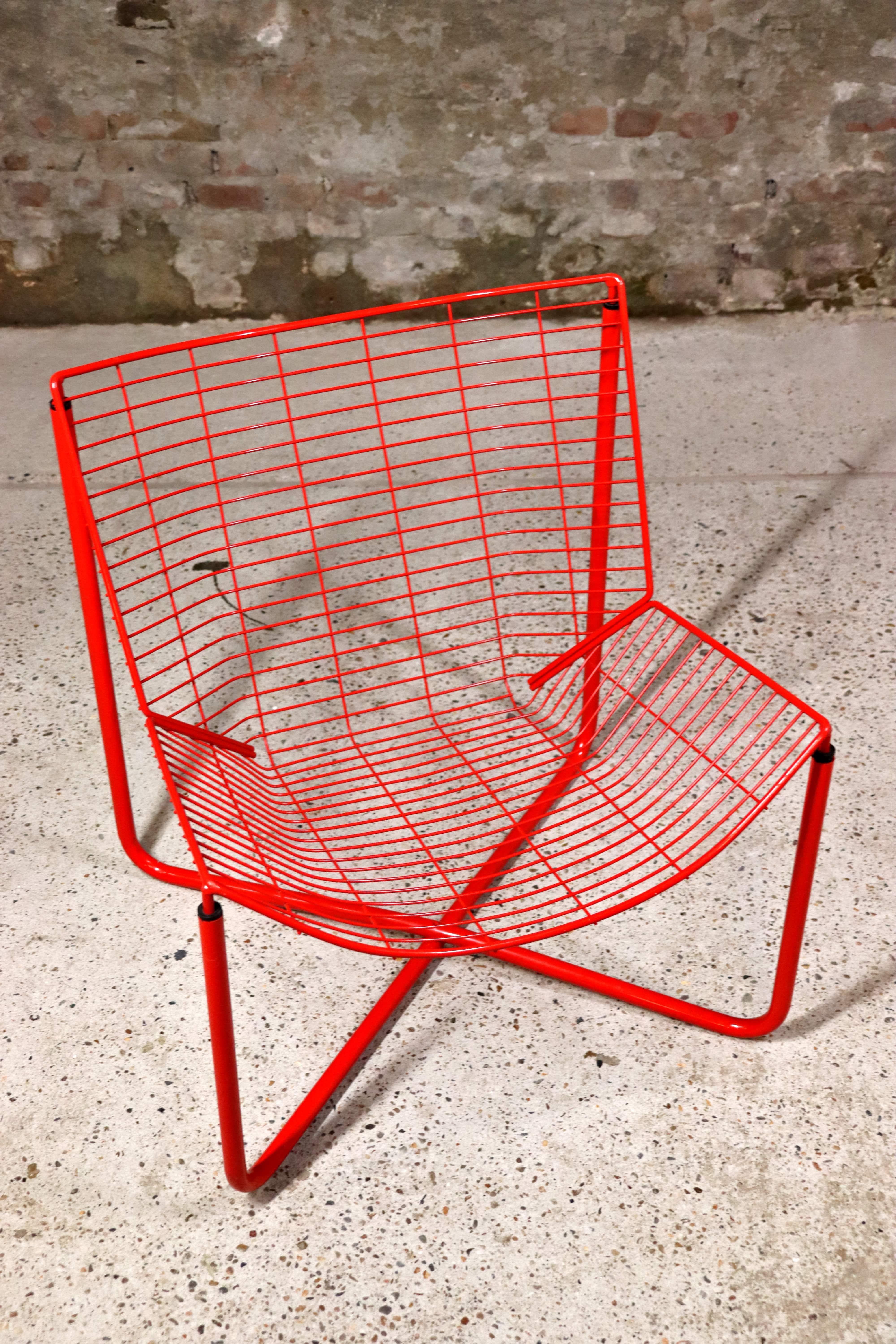 IKEA - Jarpen - Sillas y mesa de salón rojas - Niels Gammelgaard - 1983 en venta 6