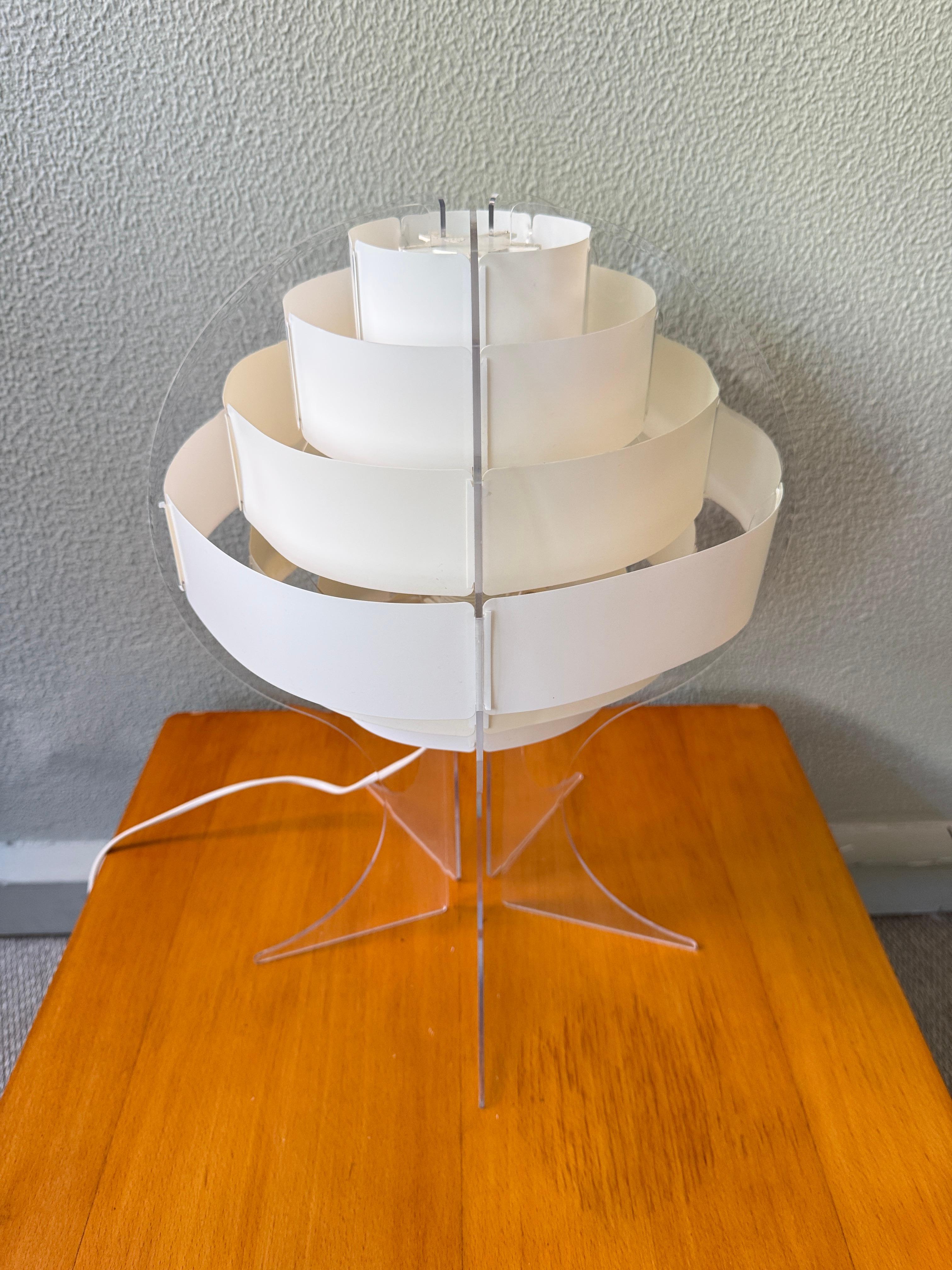 IKEA Lakane Strips Table Lamp Brylle Jacobsen Frosted Acrylic Finland 2000s In Good Condition For Sale In Lisboa, PT