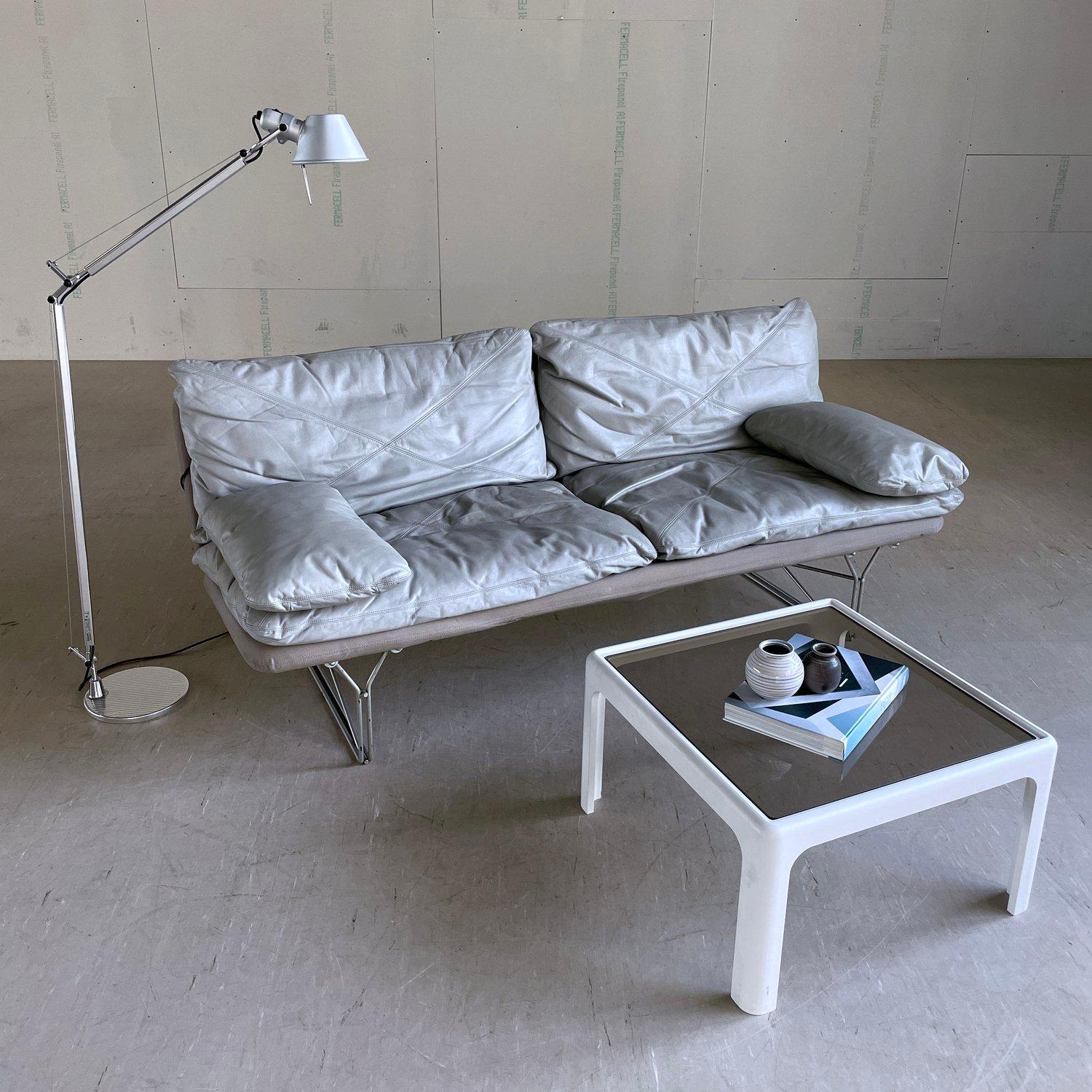 IKEA ‘MOMENT’ leather Sofa designed by Niels Gammelgaard, 1985 3