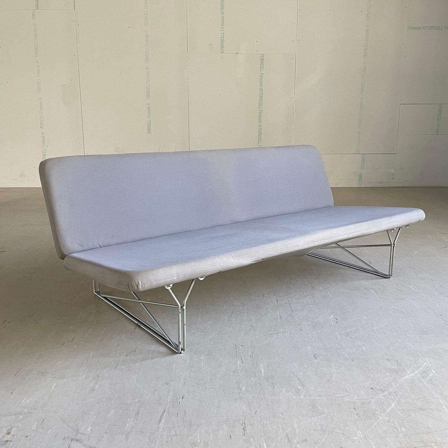 IKEA ‘MOMENT’ leather Sofa designed by Niels Gammelgaard, 1985 5