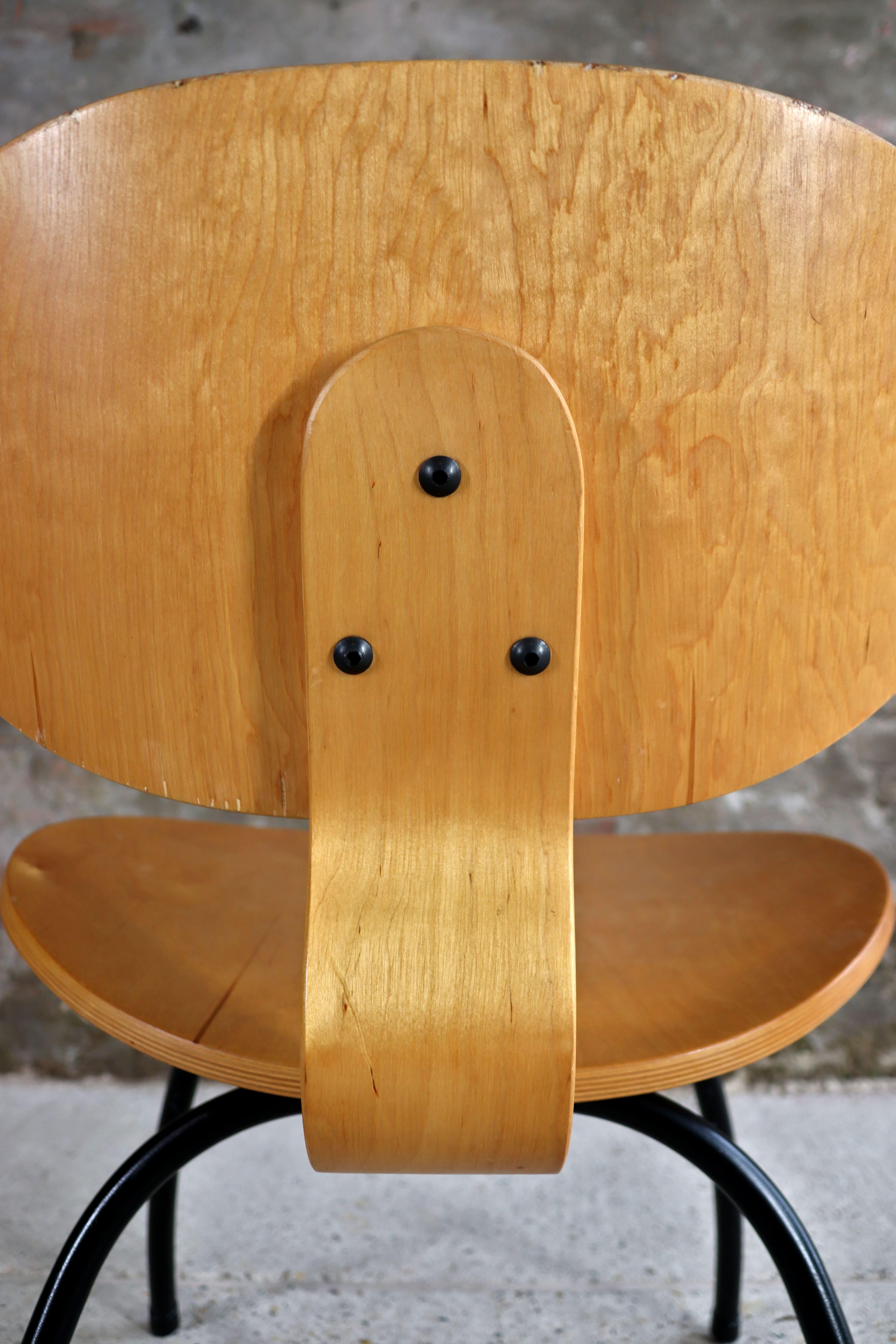 Late 20th Century IKEA – Plywood Easy Chair – Inspired by Charles & Ray Eames – Nicholai Wiig For Sale