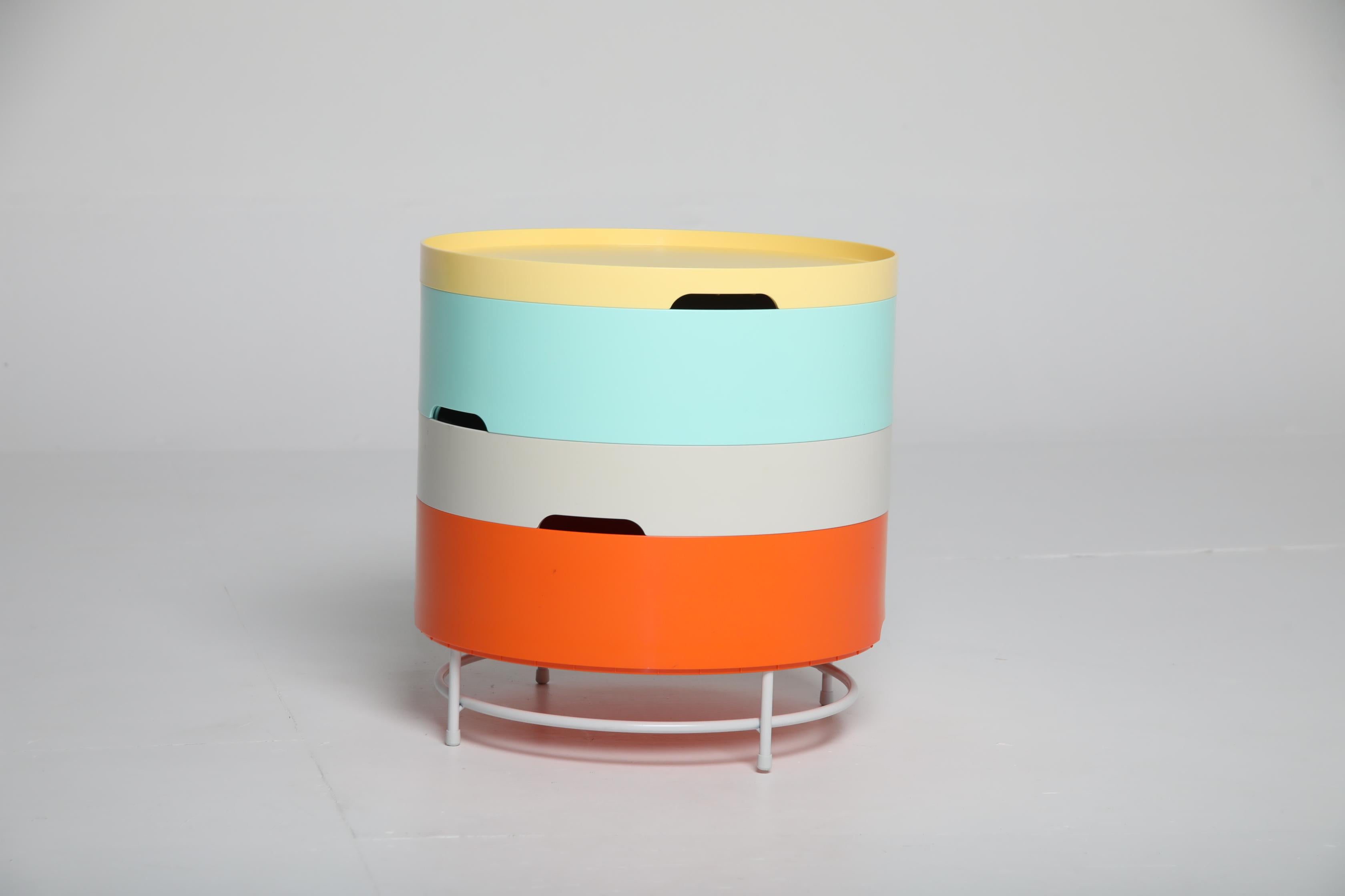 Mesa auxiliar apilable IKEA PS, años 2000 Escandinavo moderno en venta