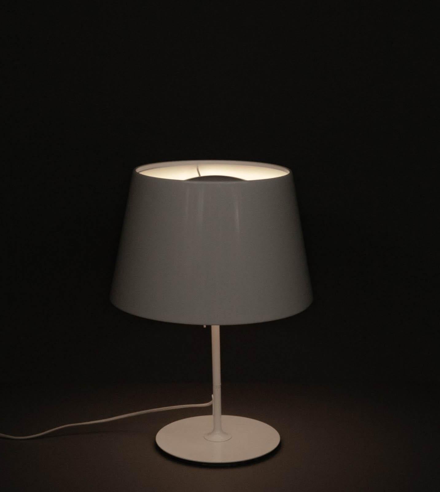 Ikea Rara Lampada da Tavolo Bianca Mod. Kulla, Svezia 1990s Metal en venta