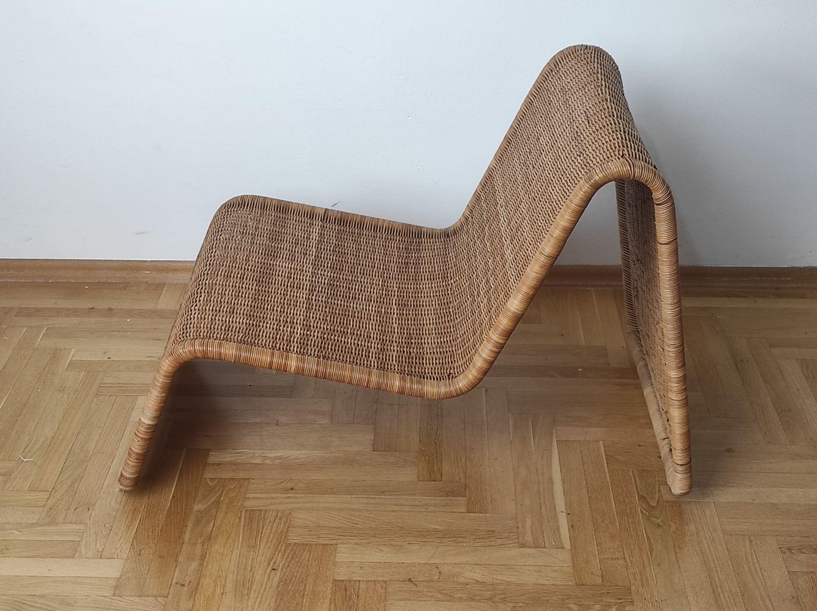 Mid-Century Modern IKEA Rattan Longue Chair In Style of Tito Agnoli 1980s