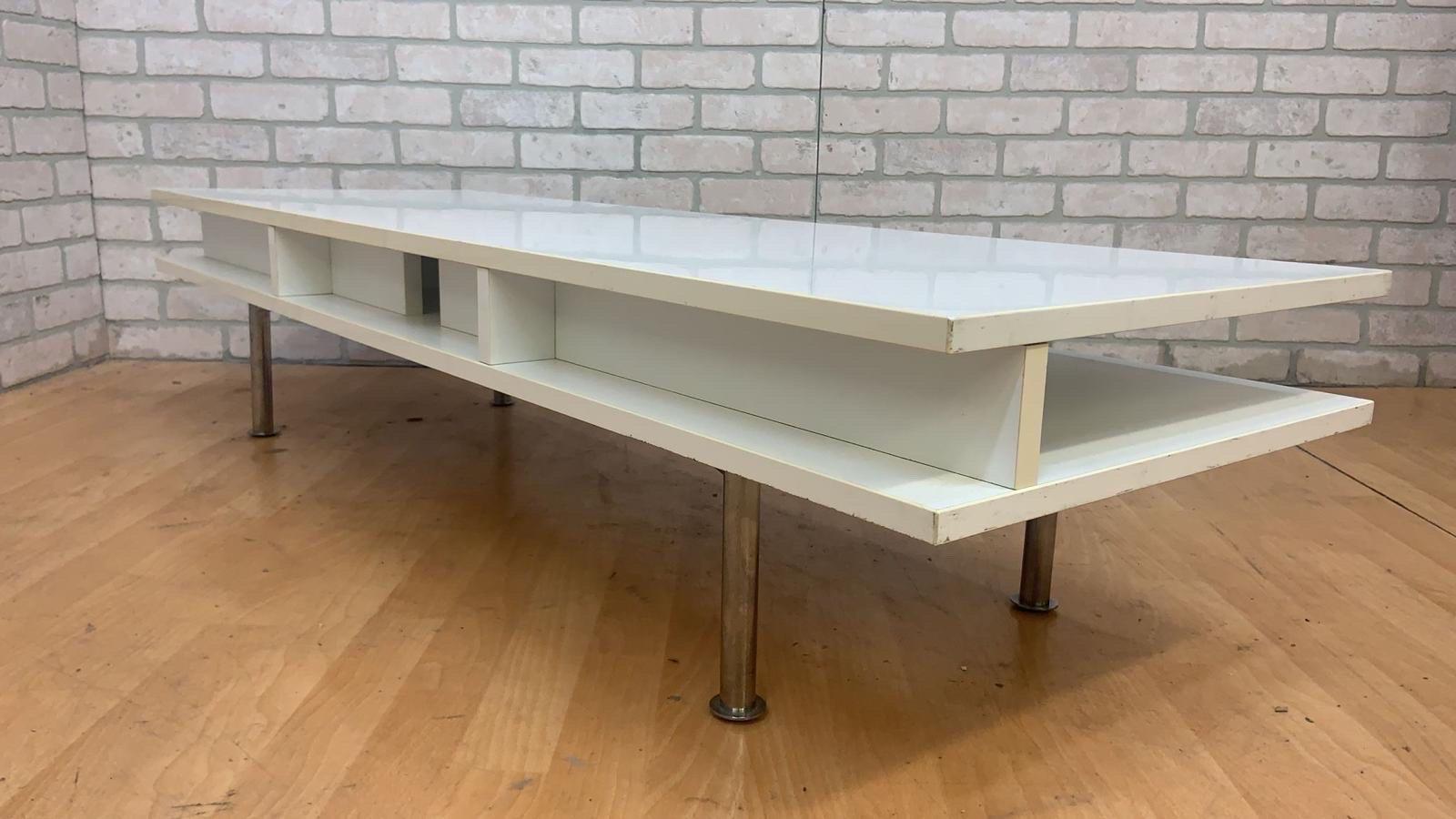 Modern Ikea Tofteryd TV Bench in Glossy White For Sale