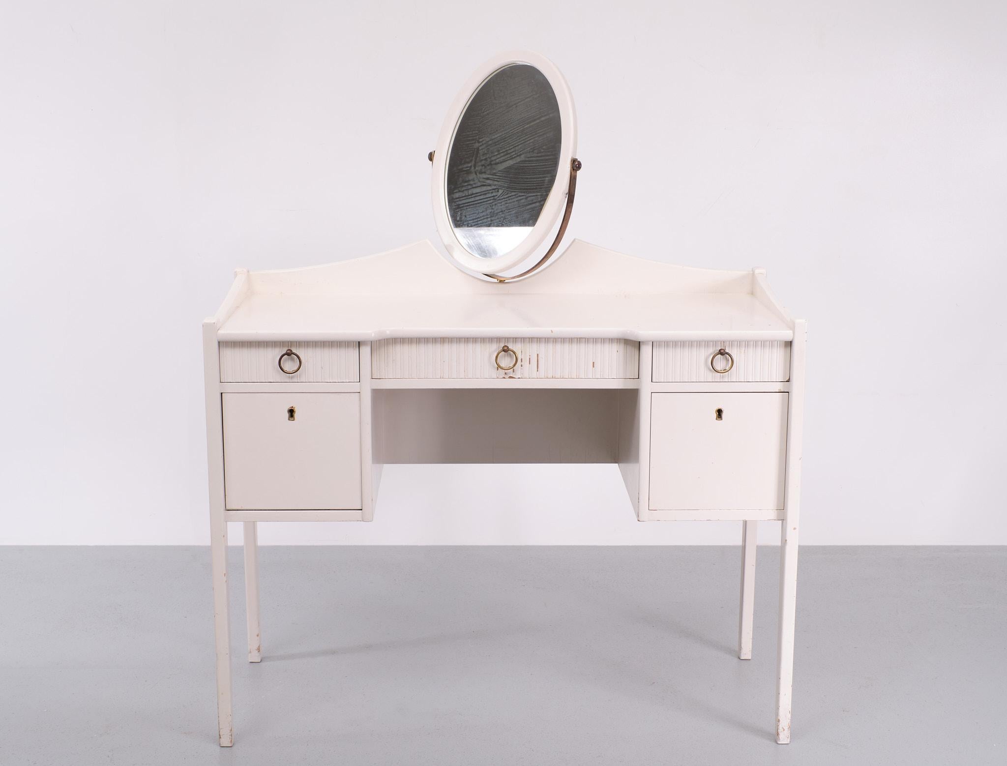 ikea vanity desk
