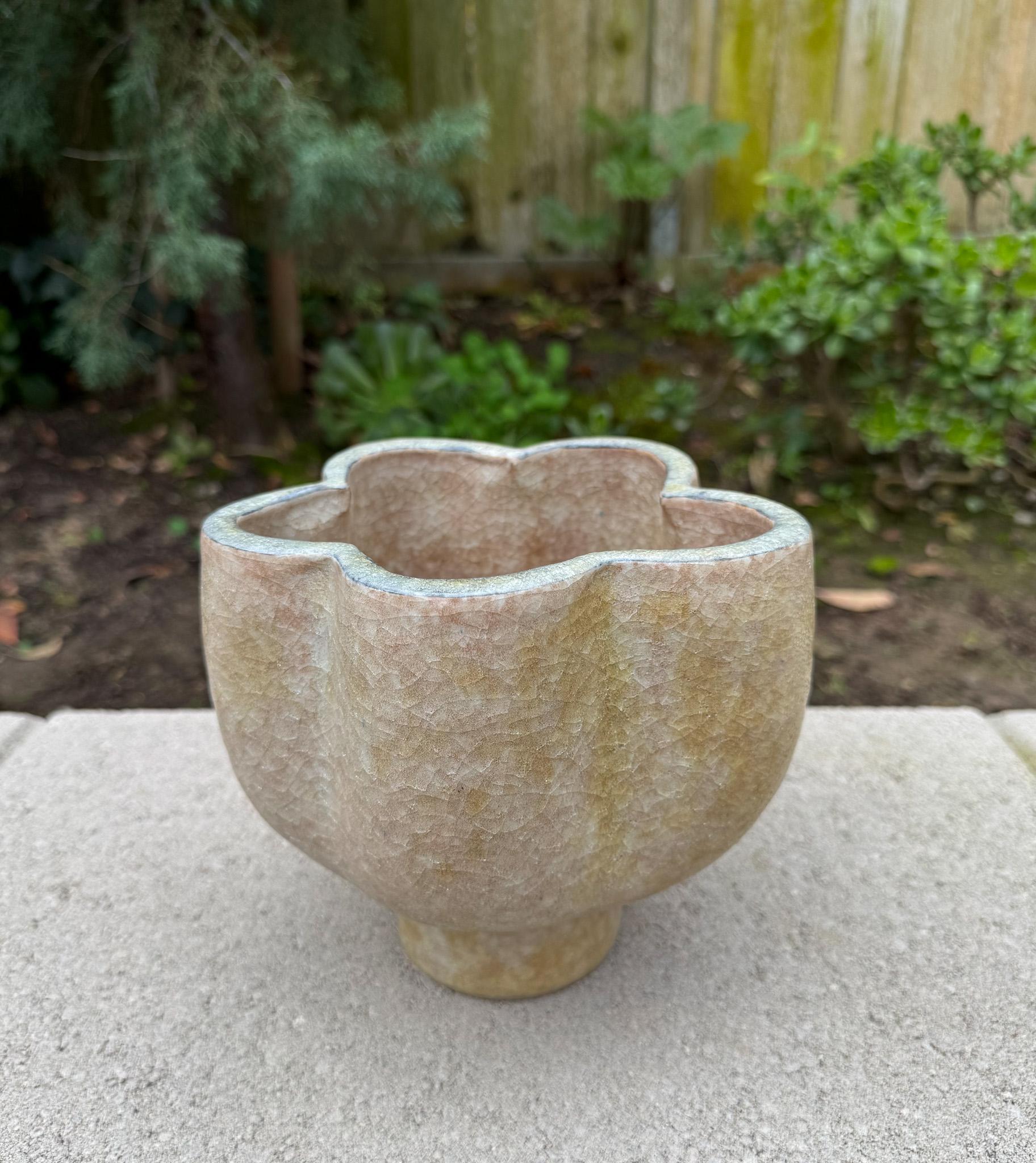Ikebana Crackle Glaze Keramik Stern Gefäß / Vase / Pflanzer,  Japan, um 1960. 