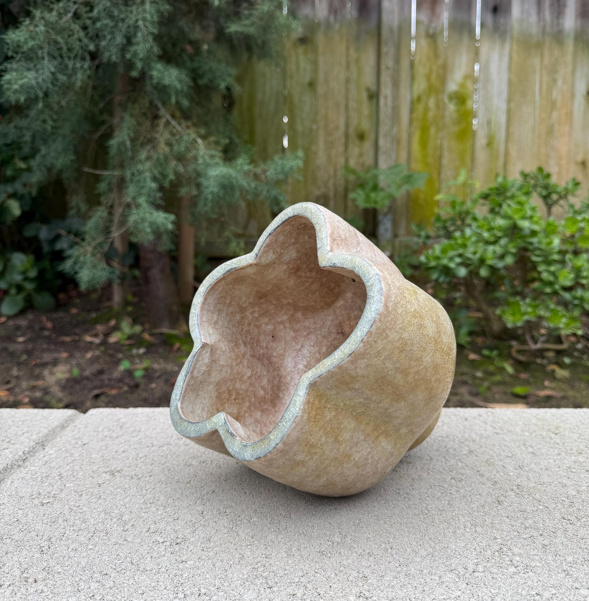 Ikebana Crackle Glaze Keramik Star Vessel,  Japan, ca. 1960 (Moderne der Mitte des Jahrhunderts) im Angebot