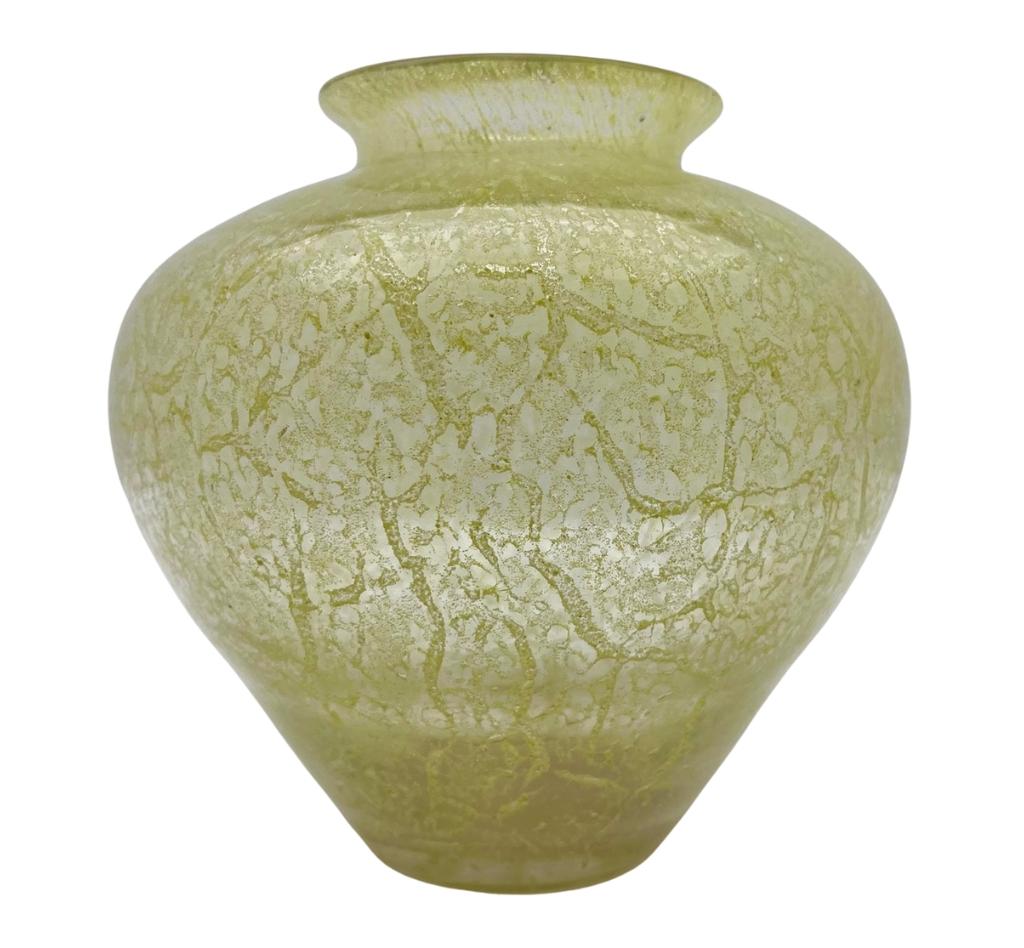  WMF 'Ikora' Vase aus gesprenkeltem Kunstglas
Deutsche Glasschale von Karl Wiedmann für WMF Ikora, 1930er Jahre Baushaus Art Deco.

Eine dekorative 