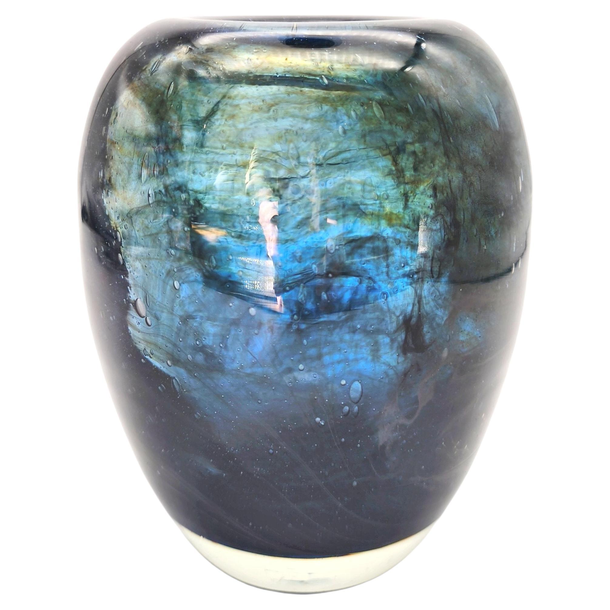 Ikora "Dexel-Ei", un vaso di forma ovoidale disegnato da Walter Dexel per il WMF in vendita