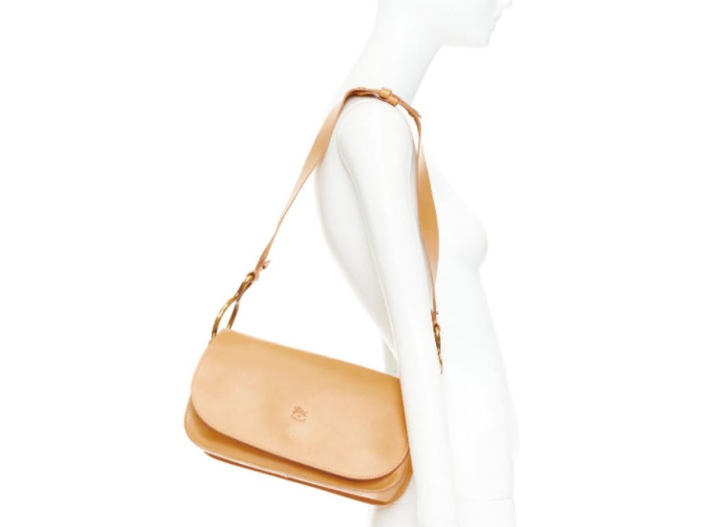 IL BISONTE Bolso bandolera crossbody Salina de piel natural tostada con anillas doradas
Referencia: SYDN/A00002
Marca: Il Bisonte
Material: Piel
Color: Beige, Oro
Patrón: Sólido
Cierre: Imán
Forro: Piel beige
Detalles adicionales: conocida por su