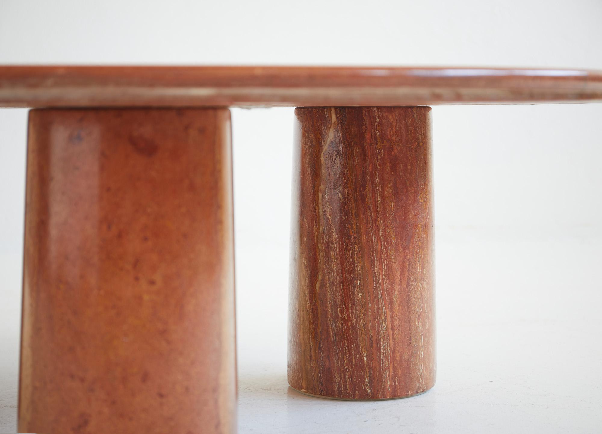 Couchtisch „Il Colonnato“ aus rotem Travertin von Mario Bellini, Cassina, Italien 1970 (Ende des 20. Jahrhunderts) im Angebot