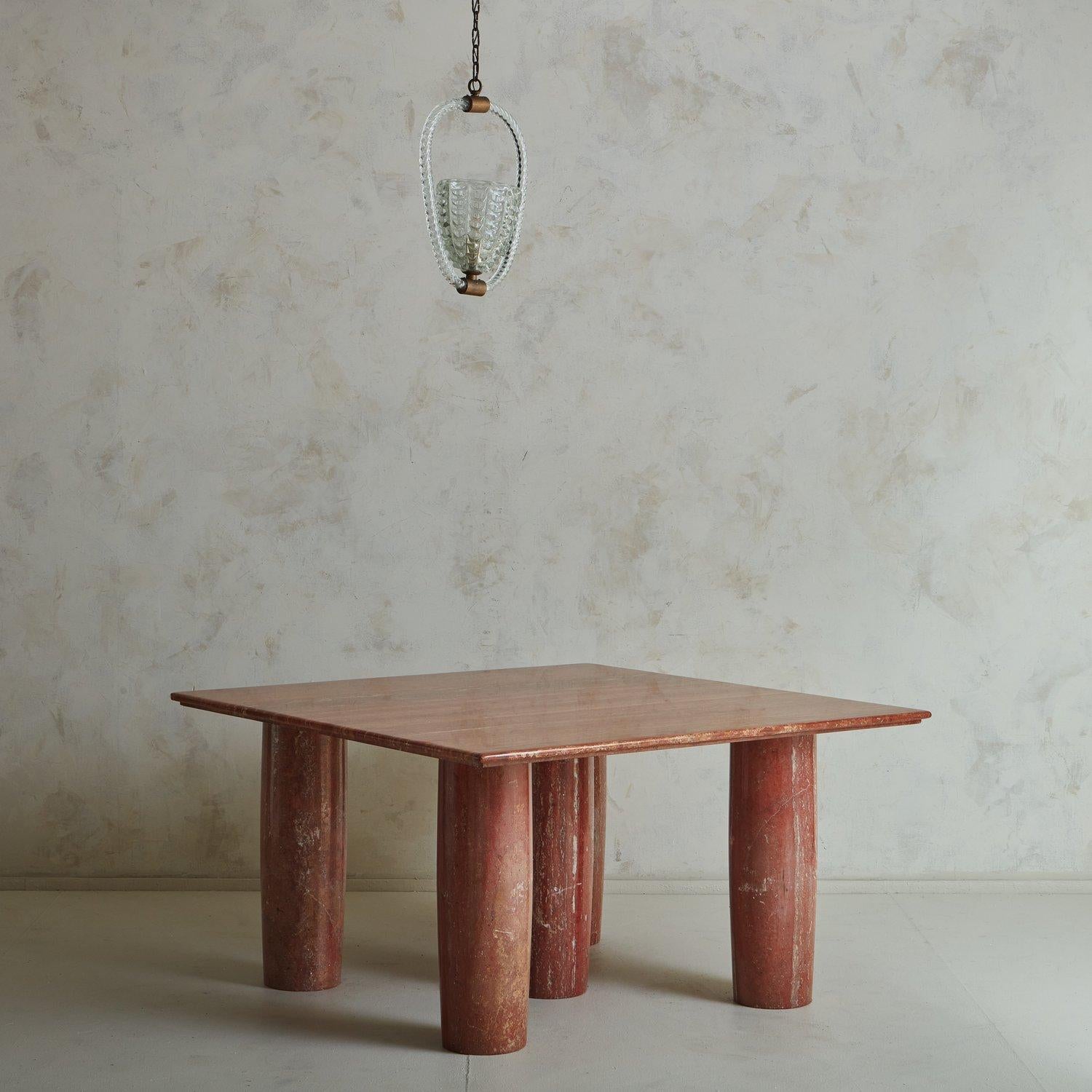 Il Colonnato-Tisch aus rotem persischem Travertin von Mario Bellini für Cassina, Italien im Zustand „Gut“ im Angebot in Chicago, IL