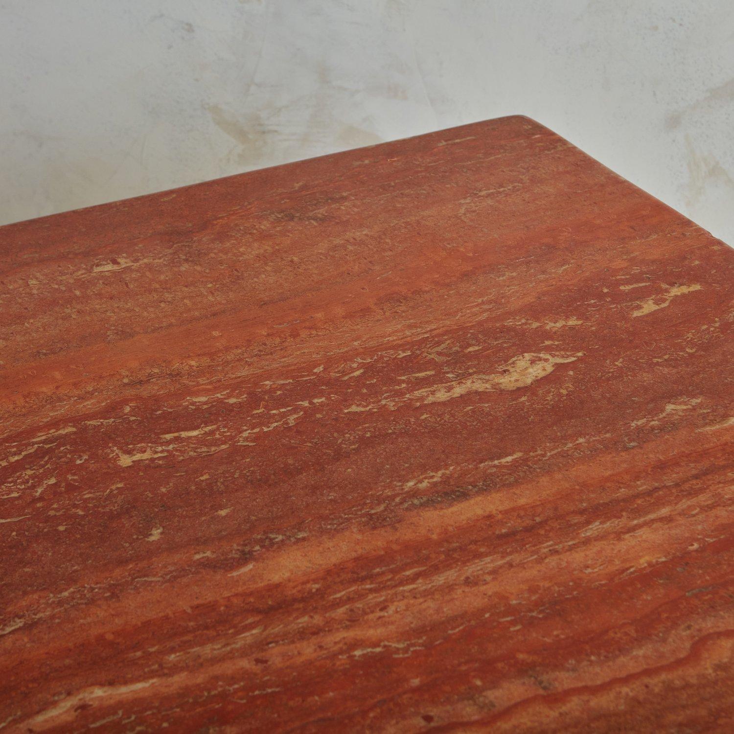 Il Colonnato Table in Red Persian Travertine by Mario Bellini for Cassina, Italy For Sale 4