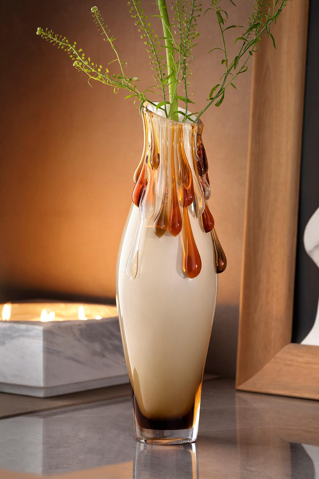 Post-Modern Il Dodge Murano Glass Vase by Aina Kari For Sale