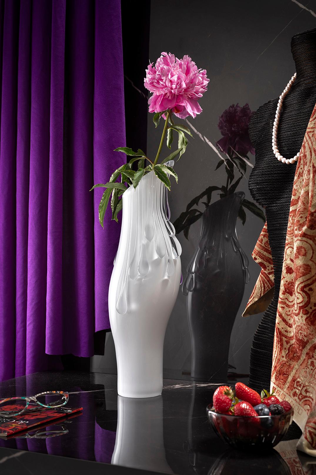 Contemporary Il Dodge Murano Glass Vase by Aina Kari For Sale