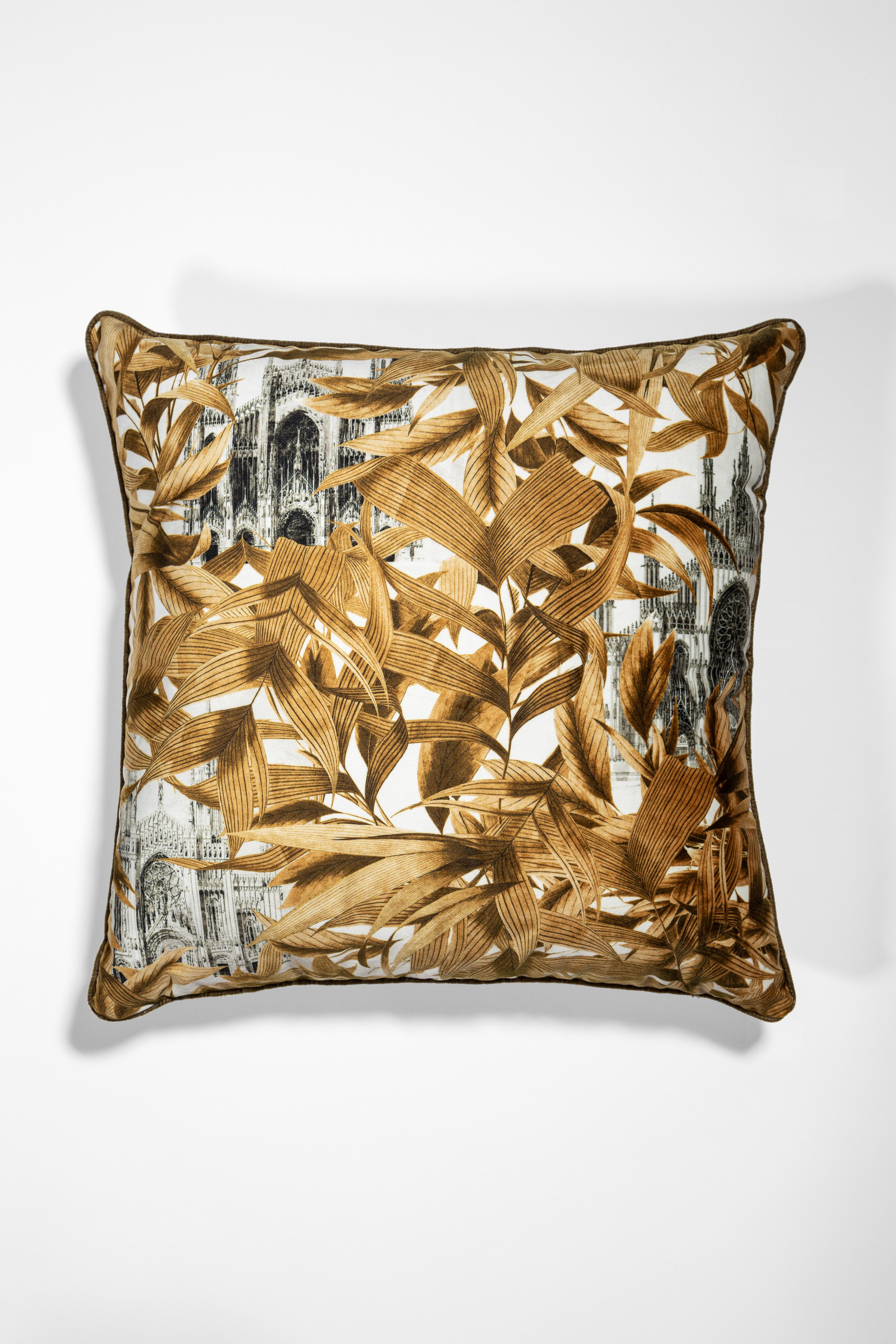 Il Duomo che non c'è, Contemporary Velvet Printed Pillows by Vito Nesta In New Condition For Sale In Milano, Lombardia