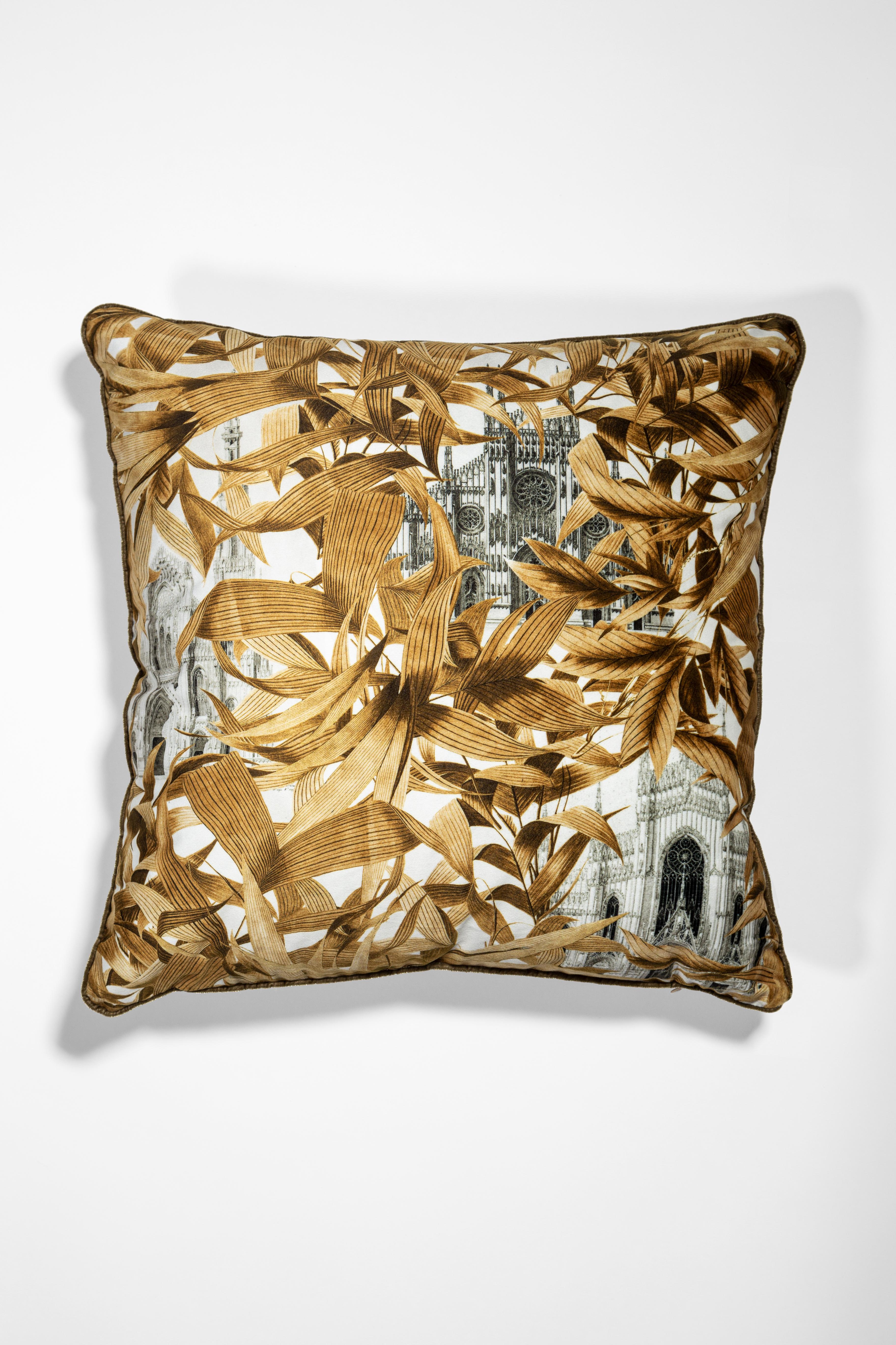 Il Duomo che non c'è, Contemporary Velvet Printed Pillows by Vito Nesta For Sale 2