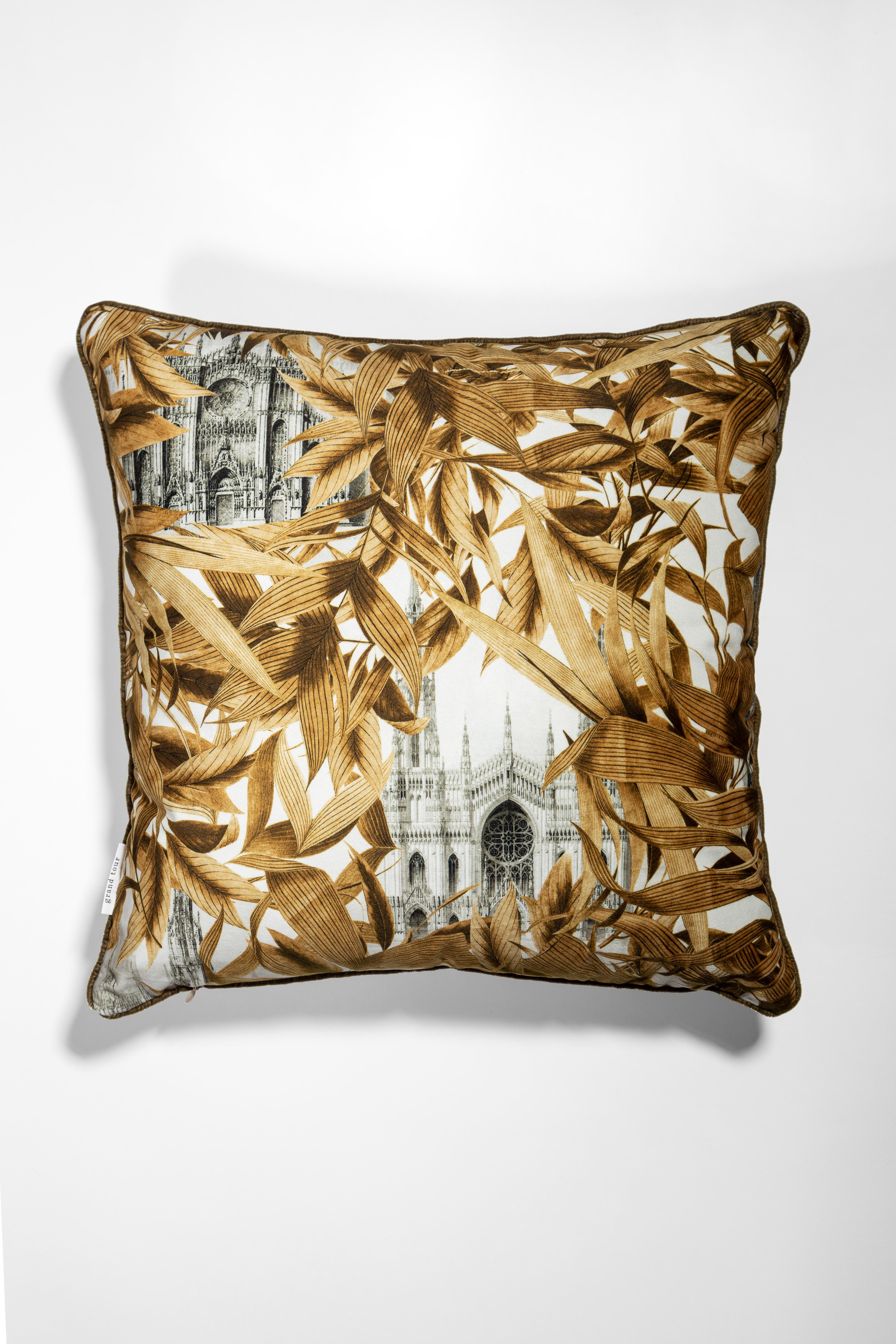 Il Duomo che non c'è, Contemporary Velvet Printed Pillows by Vito Nesta For Sale 3