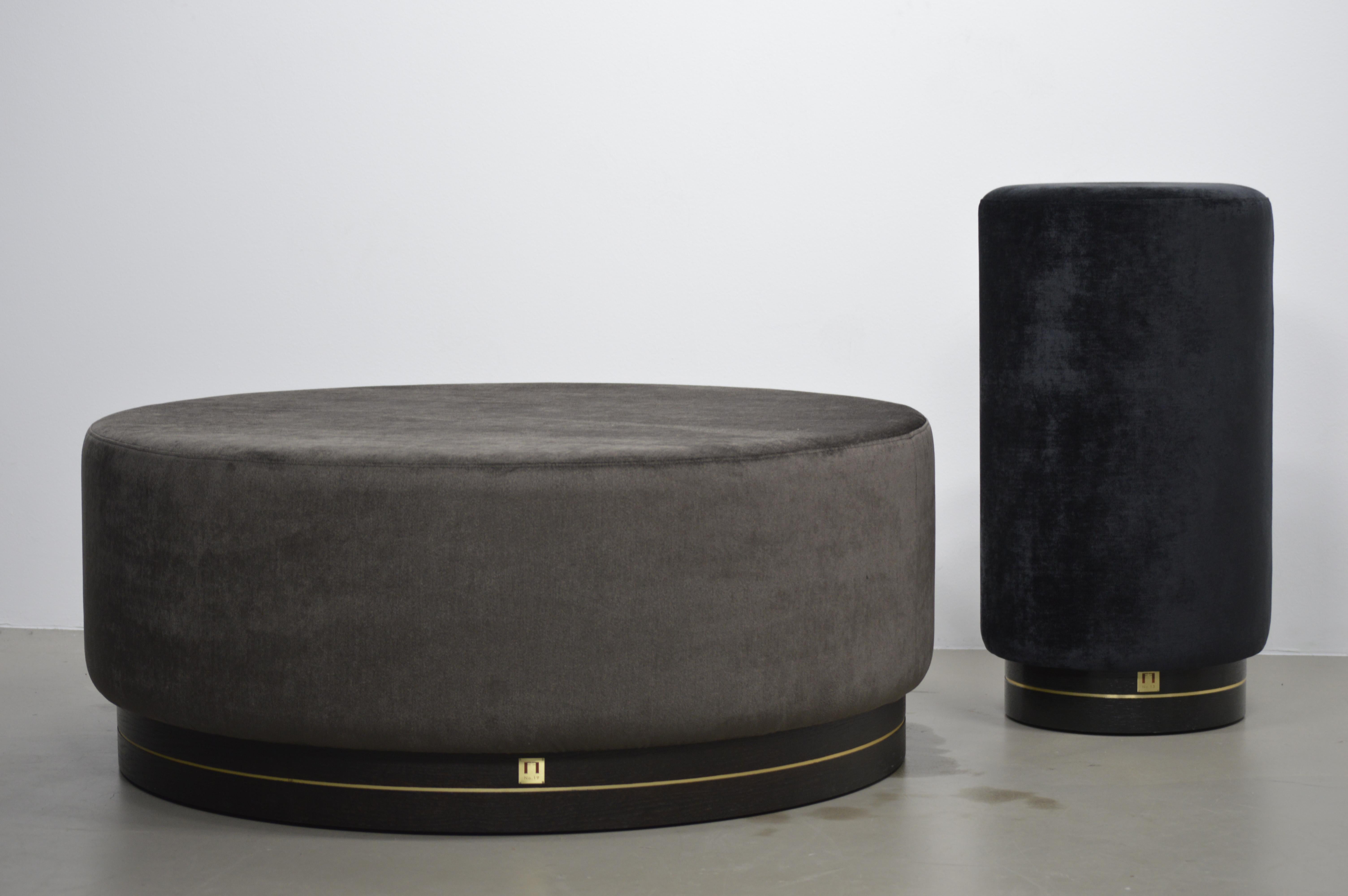 pouf ottoman