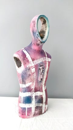 "Il narratore" de Enzio Wenk, 2020, Escultura de madera rosa, Neoexpresionismo