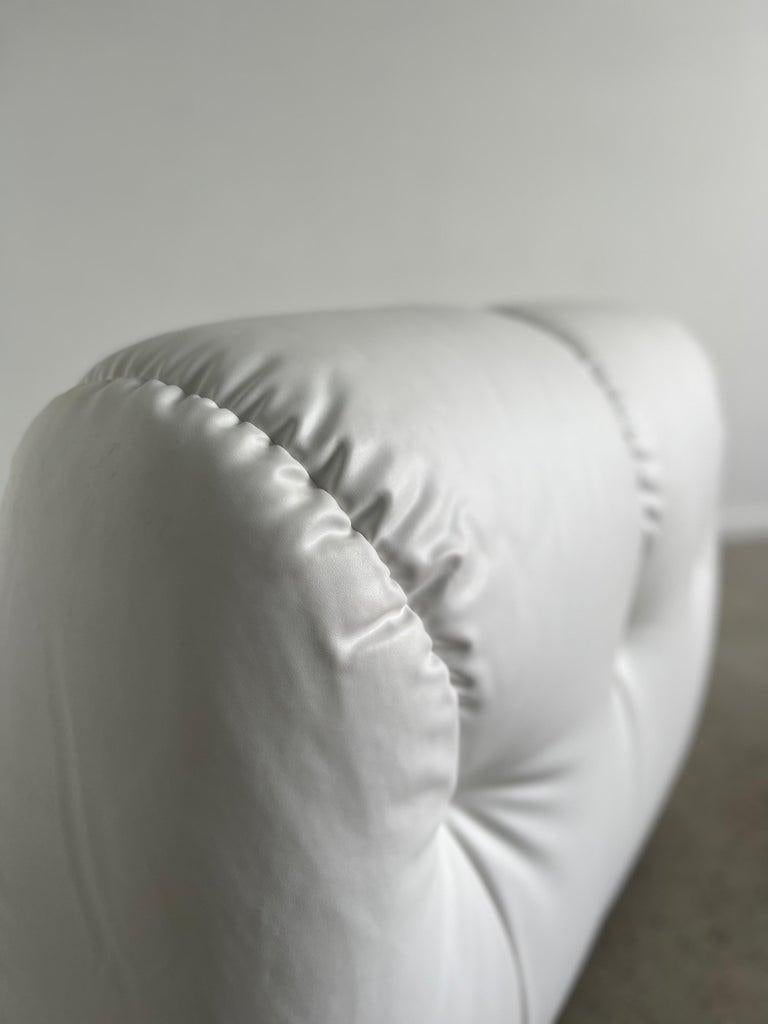 Il Nuvolone Armchair by Rimo Maturi for Mimo Padova For Sale 4