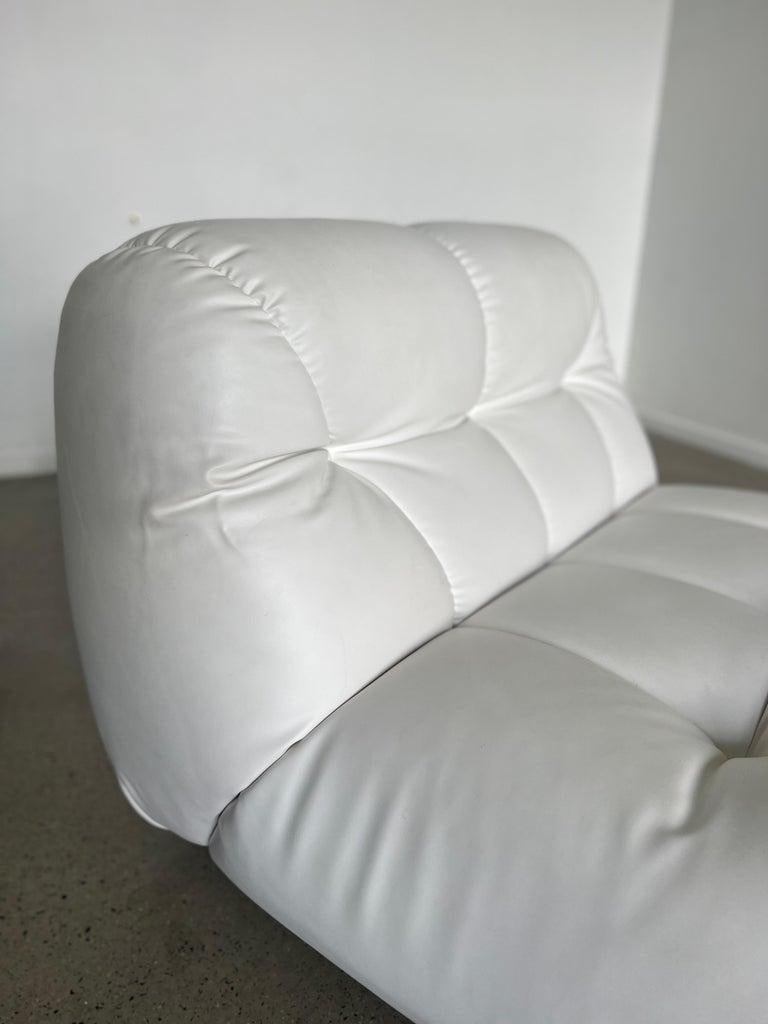 Italian Il Nuvolone Armchair by Rimo Maturi for Mimo Padova For Sale