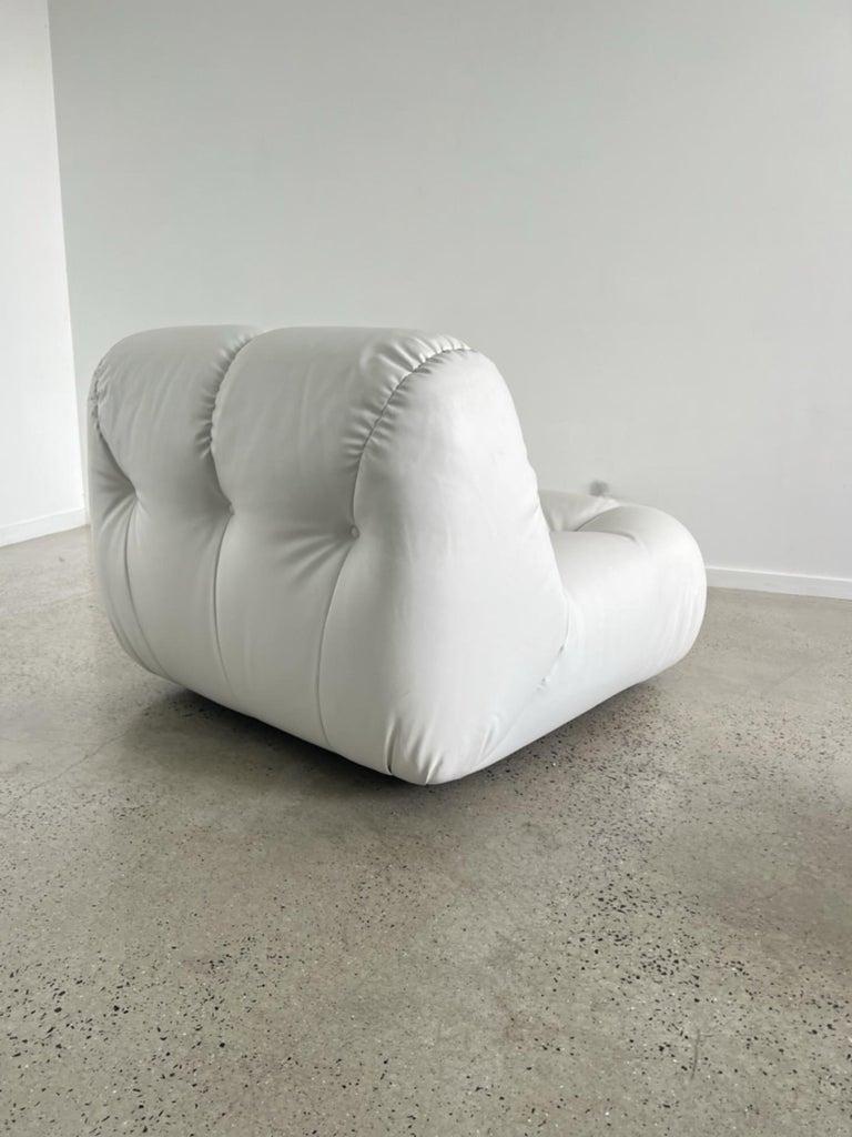 Leather Il Nuvolone Armchair by Rimo Maturi for Mimo Padova For Sale