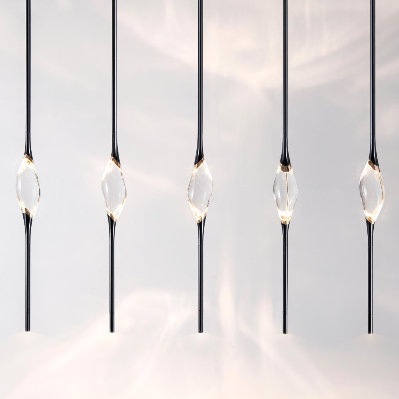 Crystal Il Pezzo 12 Black-Gold Long Chandelier by Il Pezzo Mancante For Sale