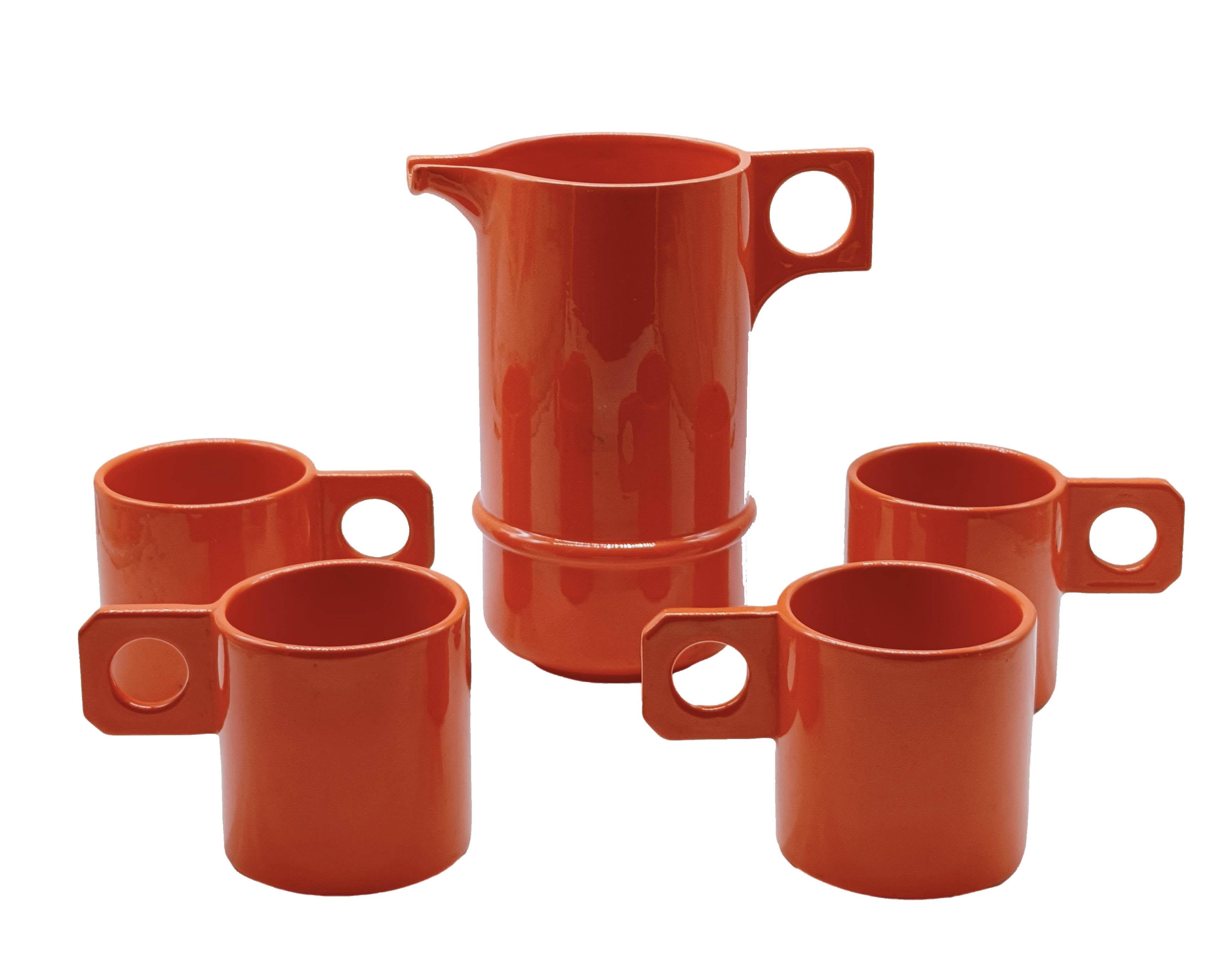 Mid-Century Modern Il Picchio Set of Four Mugs with Pitcher in Orange Ceramic, Italy 1970s For Sale