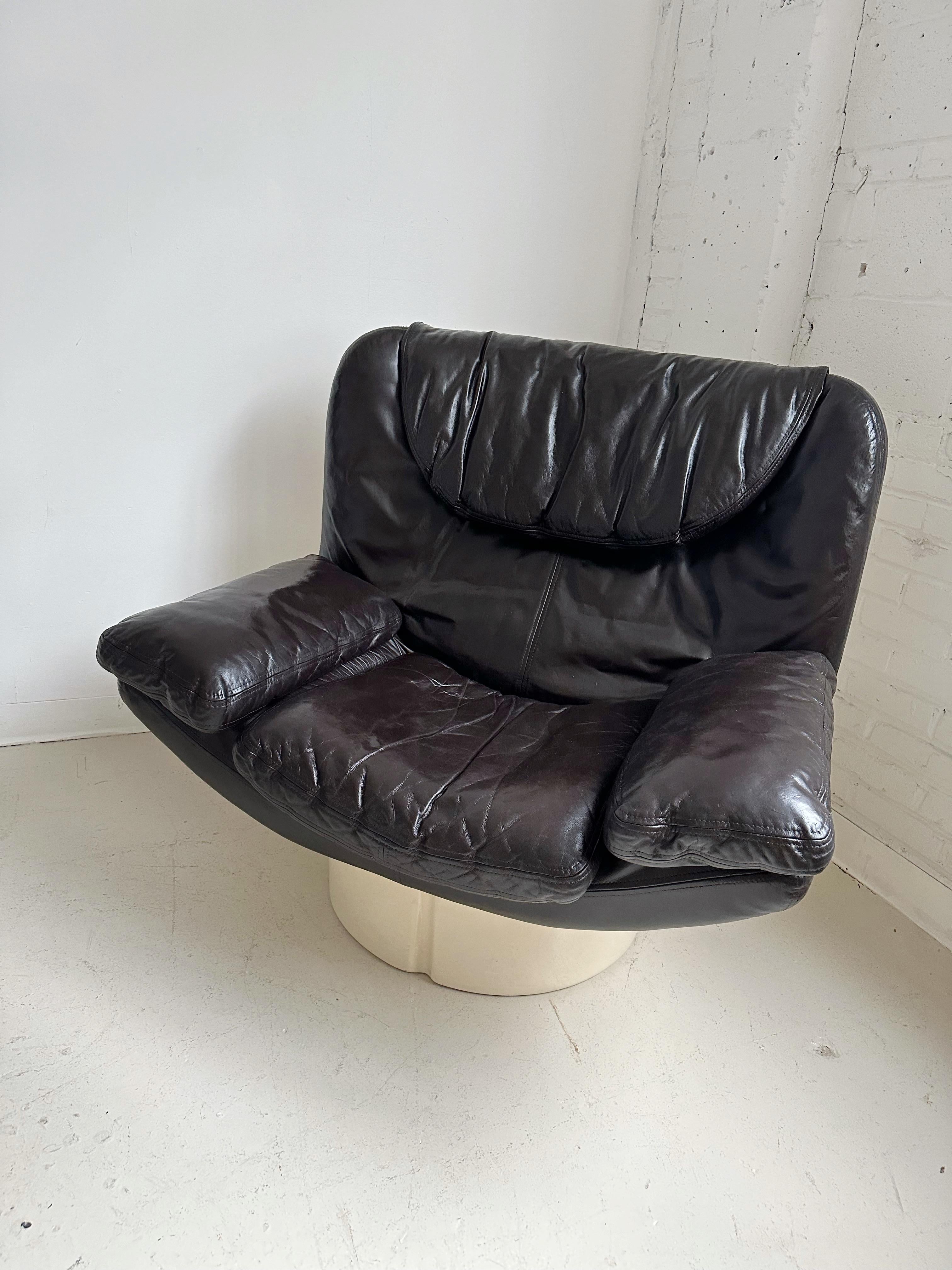 IL POLTRONE Lounge Chair by Ammanati & Vitelli for Comfort, 70's For Sale 5