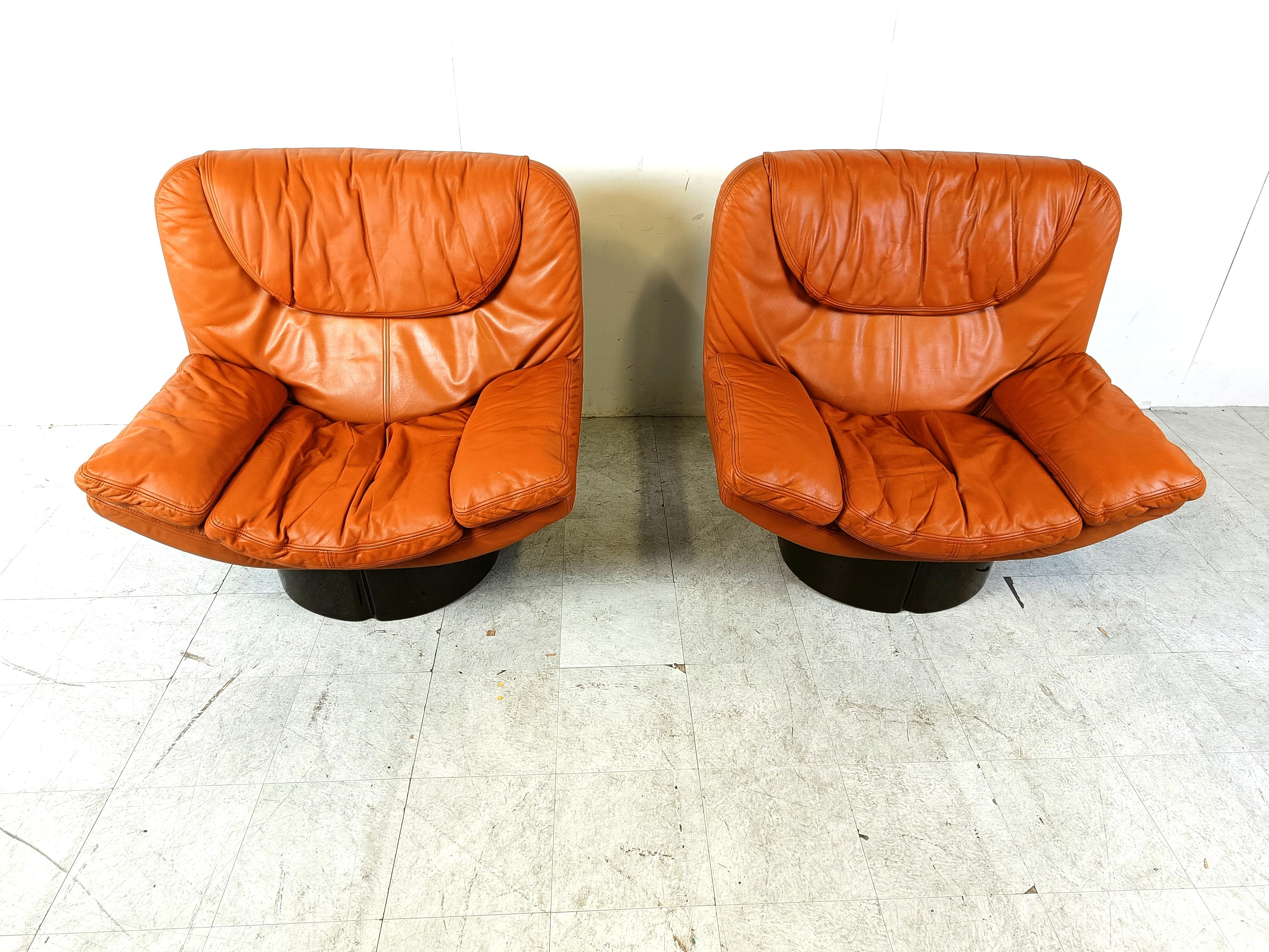 Space Age Il Poltrone lounge chairs by T. Ammannati and G.P. Vitelli  for Comfort in Italy
