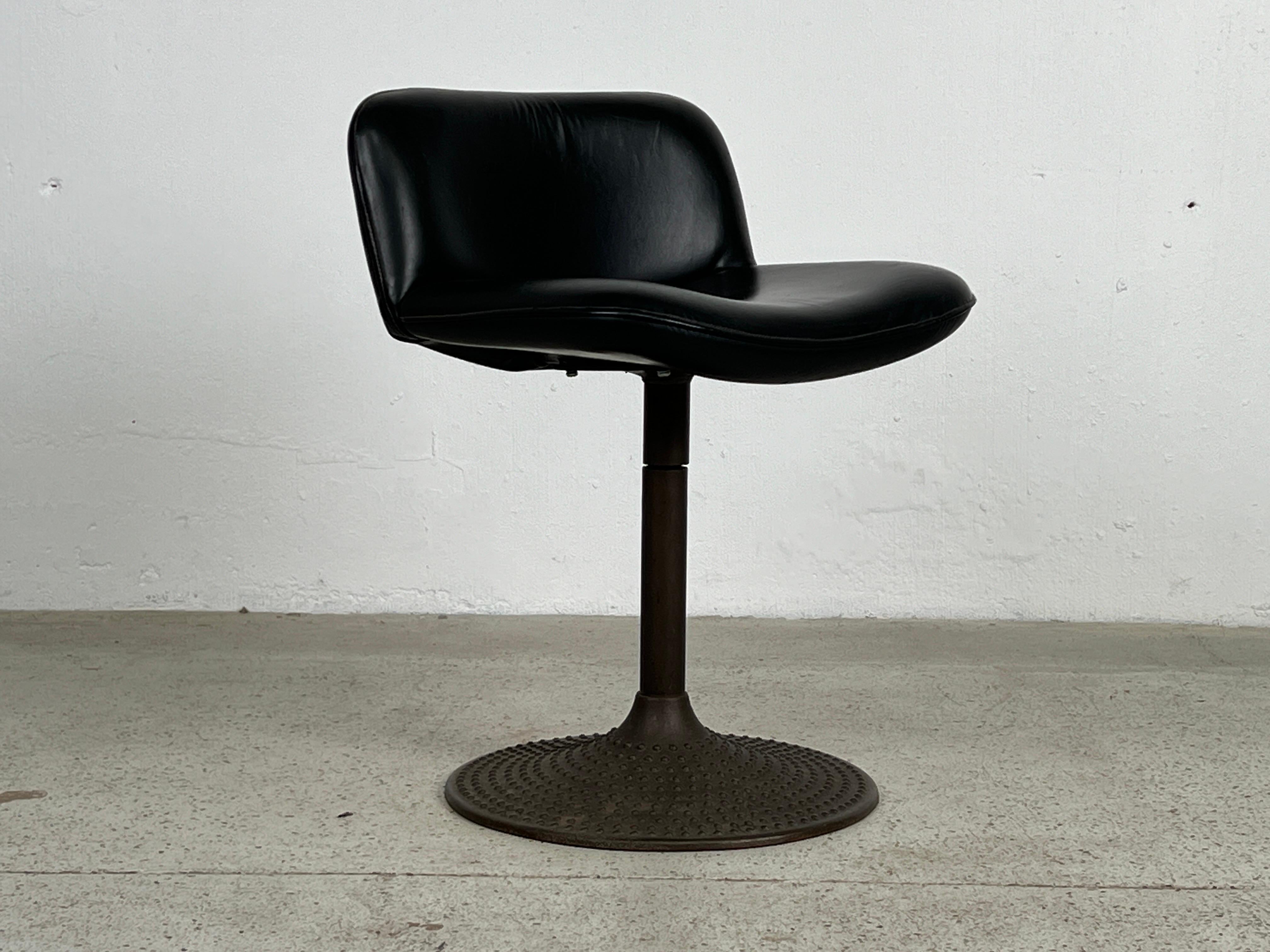 Ilamari Tapiovaara Swiveling Stool / Chair For Sale 1