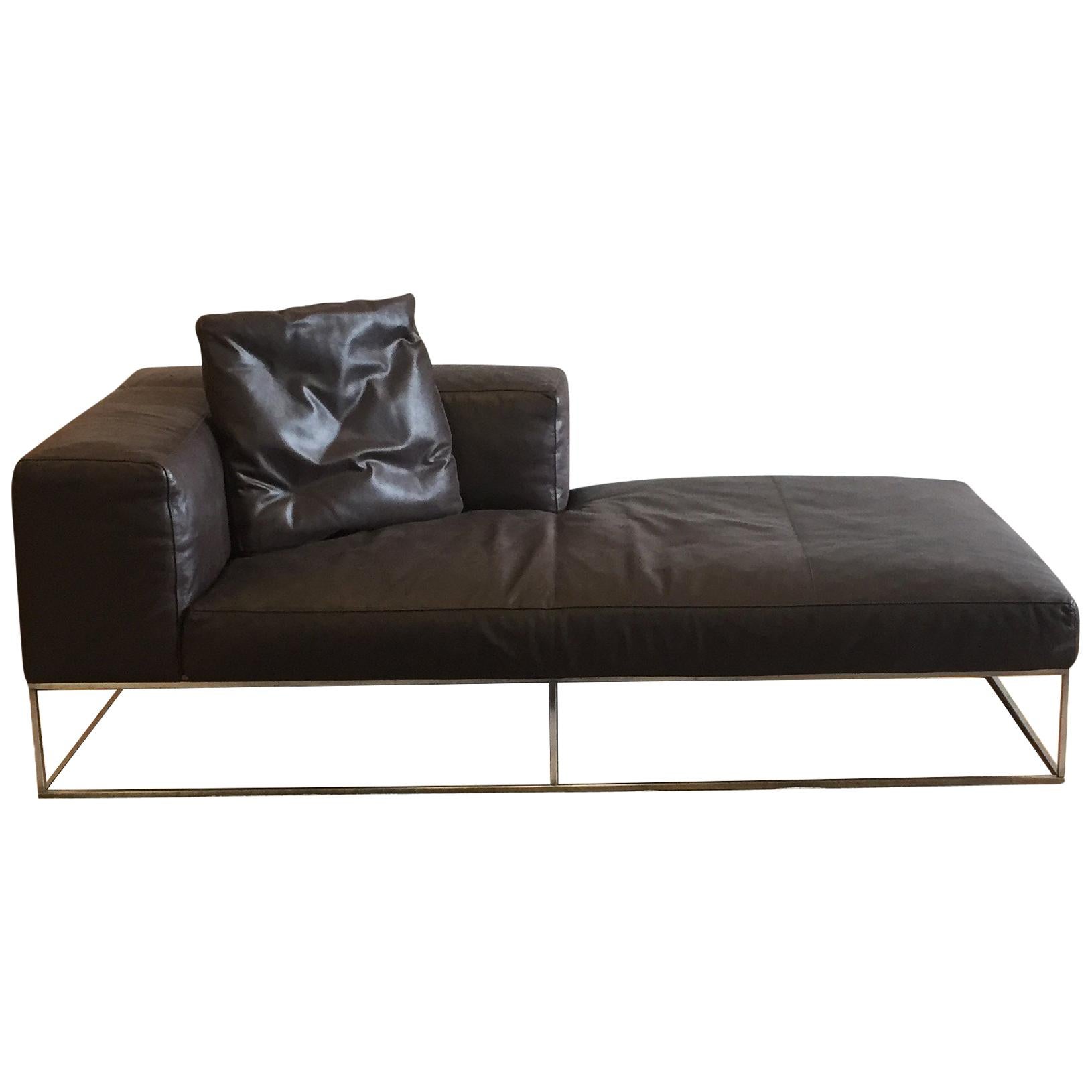 Ile Club Chaise in Dark Brown Leather by Piero Lissoni For Sale