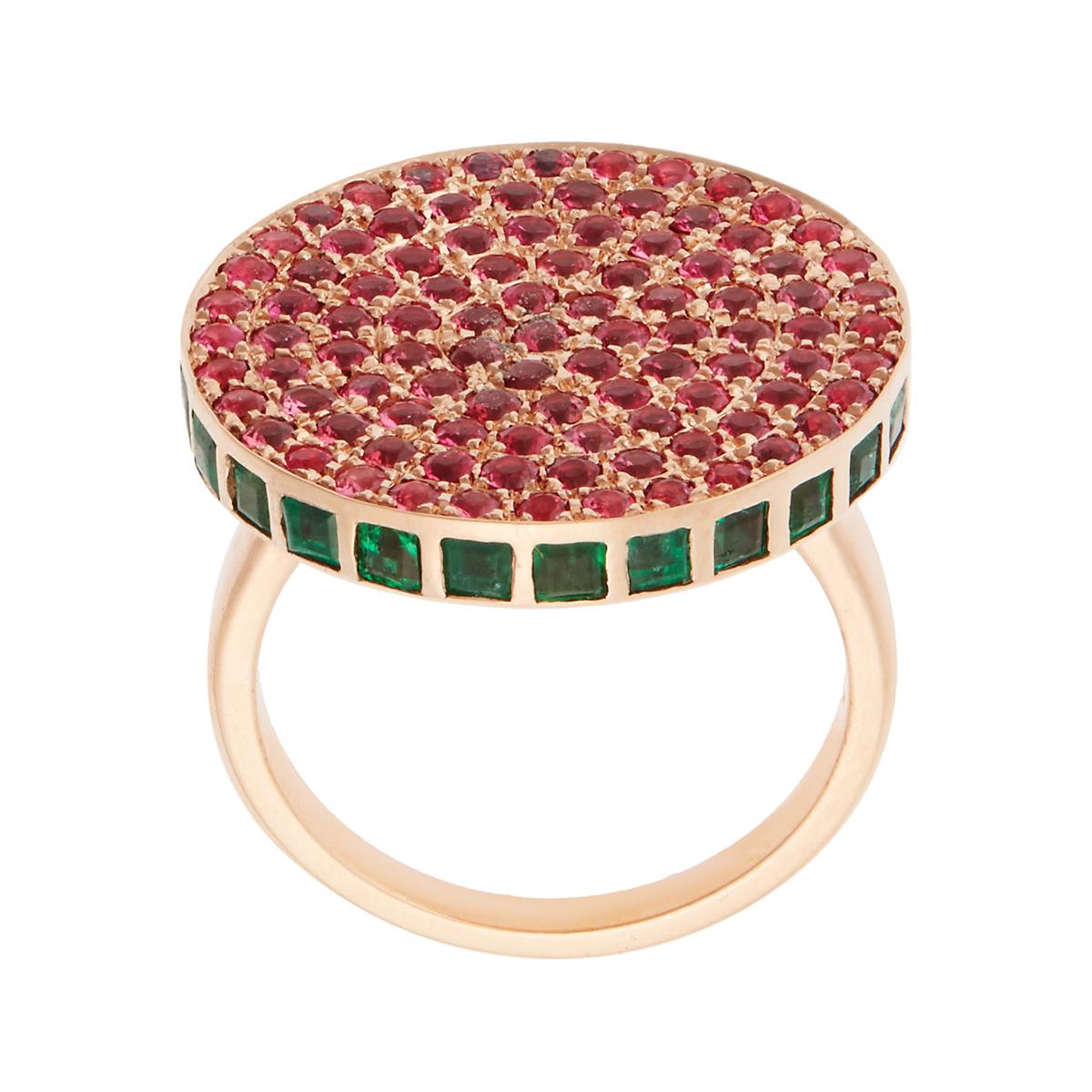 Cushion Cut 18 Karat Rose Gold Spinel and Emerald Candy Ring For Sale
