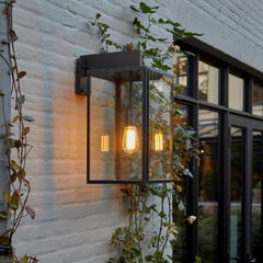 ILFORD WALL dark bronze ribbed glass