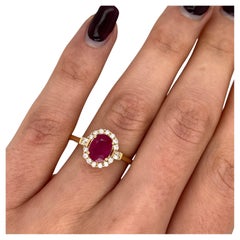 ILIANA 18ct Yellow Gold Ring Set with Ruby and Natural Diamonds