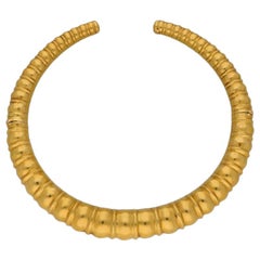 Ilias Lalaounis 18 Carat Yellow Gold Torque Necklace of Ribbed Beaded Design