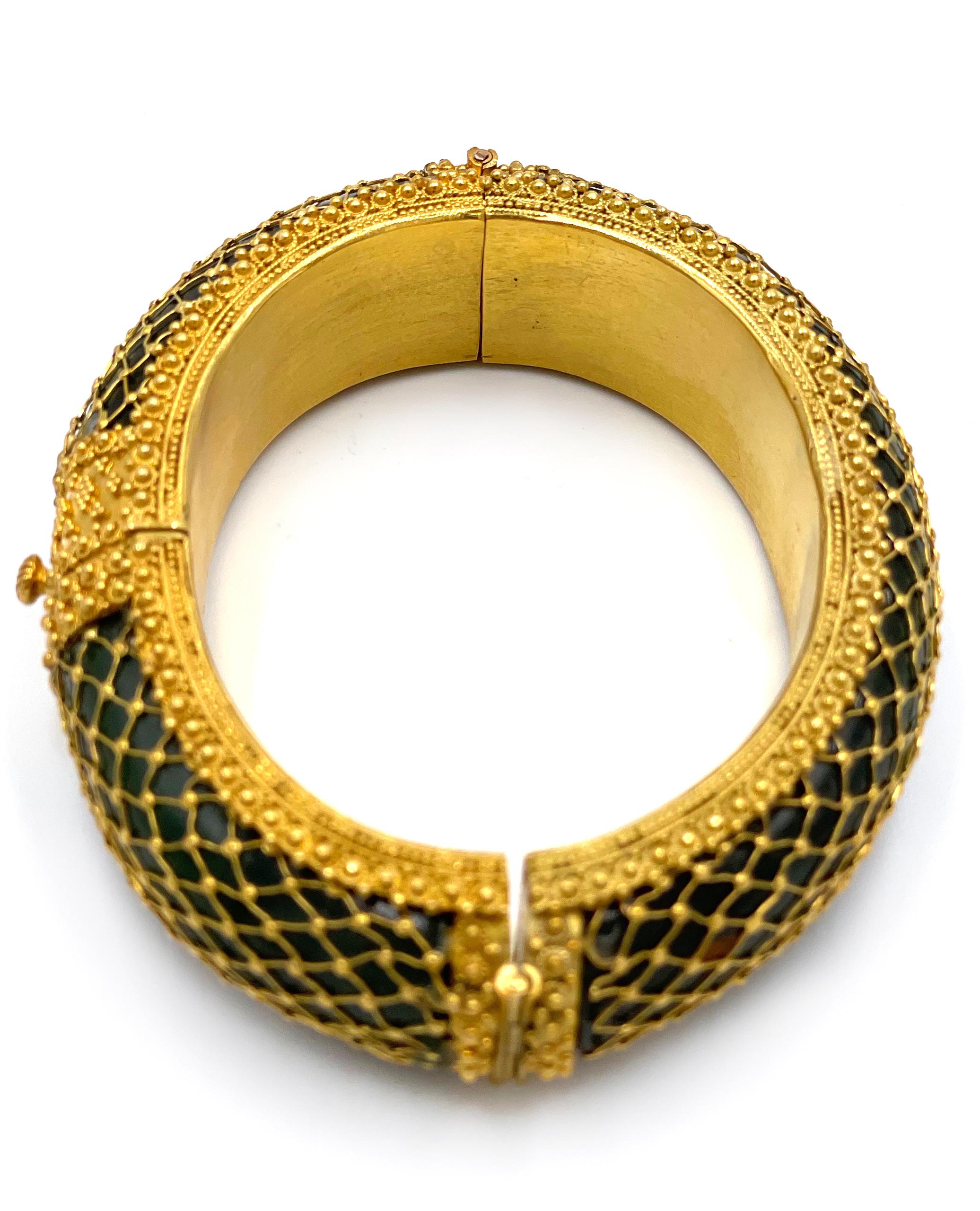 Contemporary Ilias Lalaounis 18K Bangle with Nephrite Jade For Sale