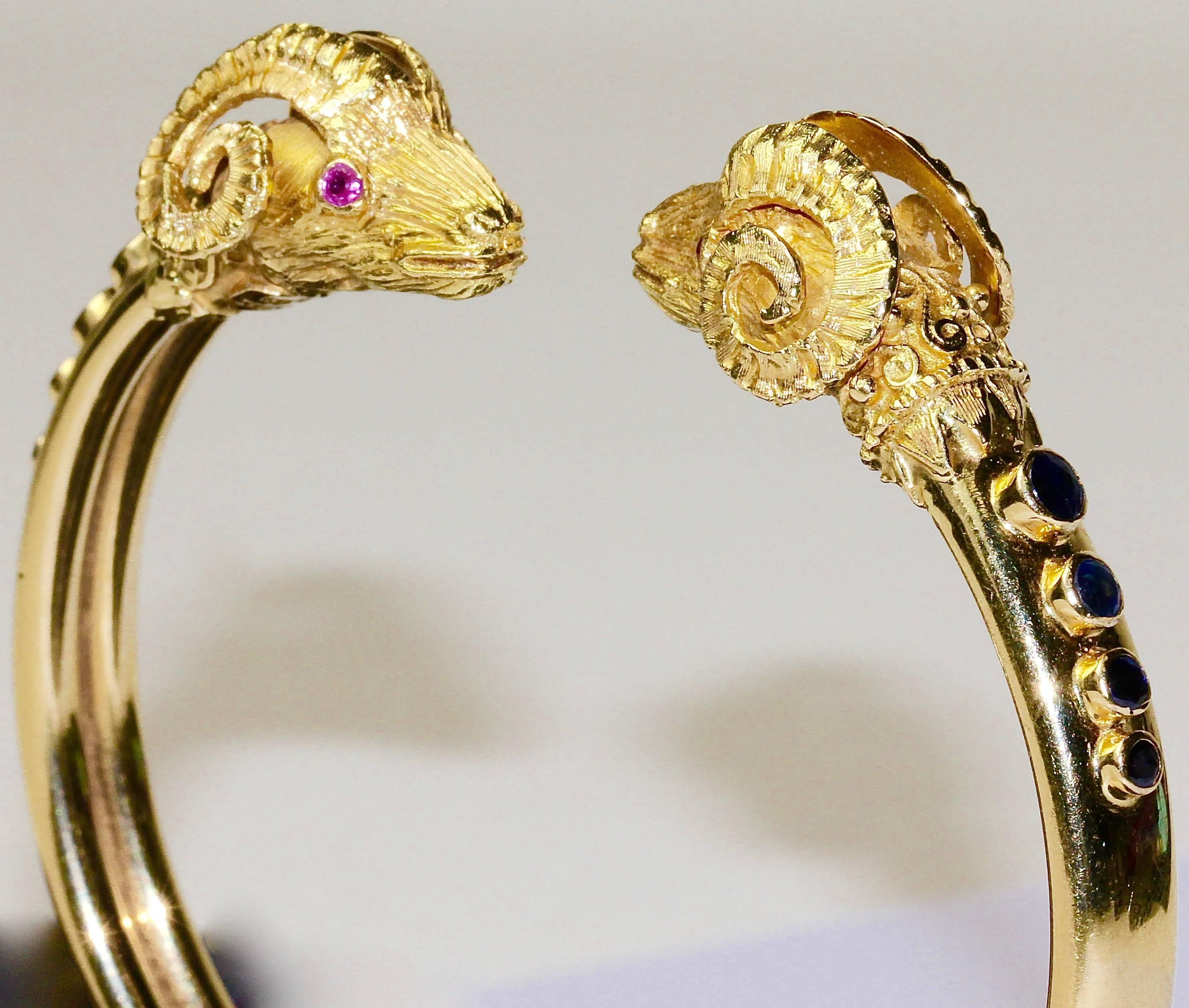 Ilias Lalaounis 18k Gold Aries Heads Bracelet with Sapphires and Rubies In Excellent Condition In Berlin, DE